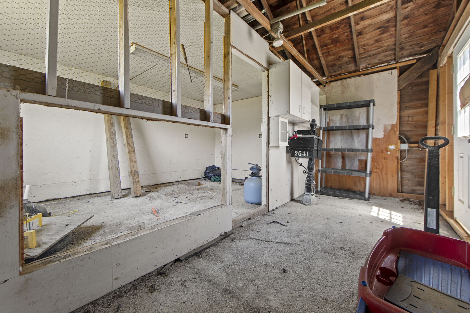 9909 Winn Road