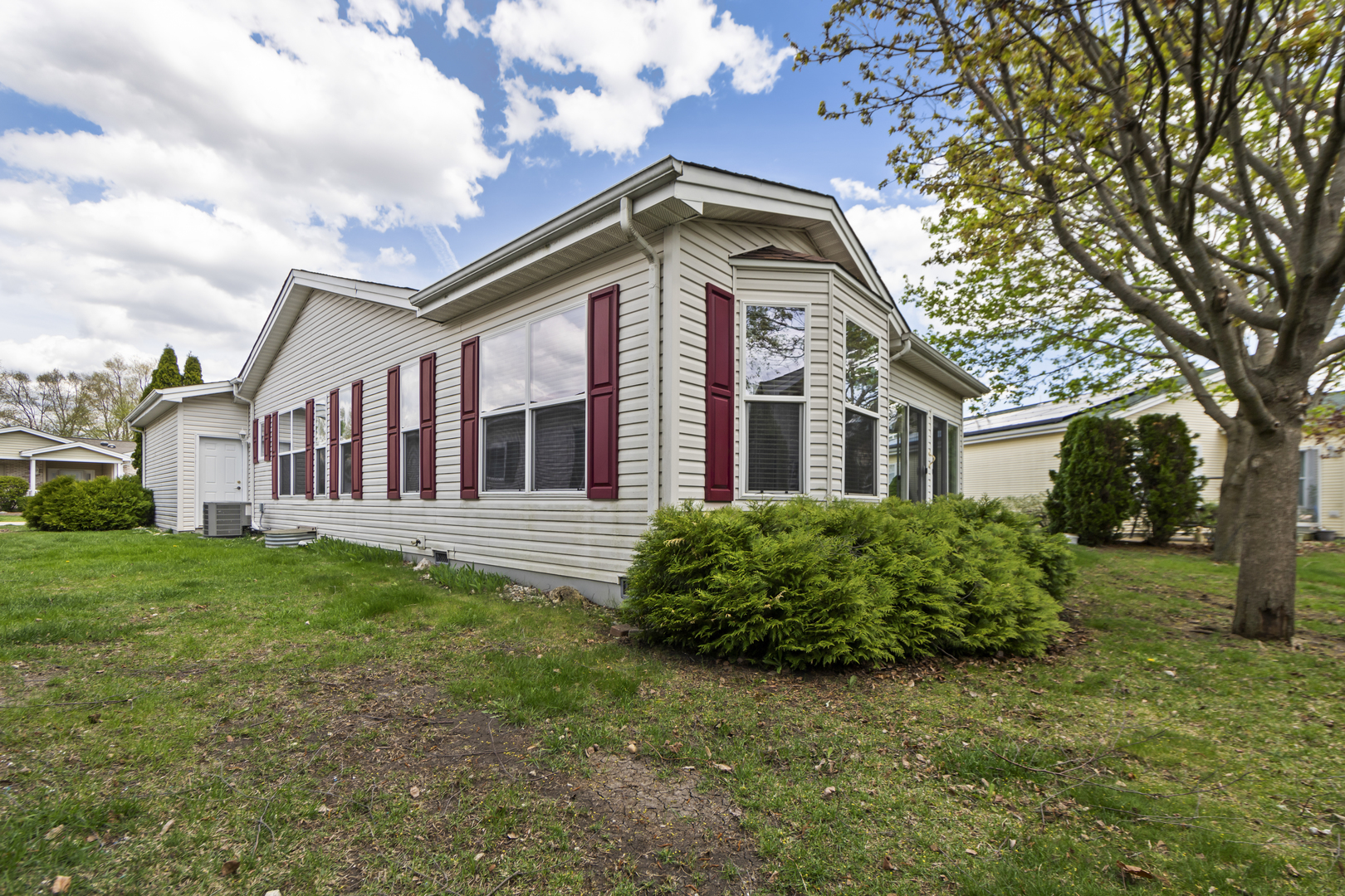 102 Hitching Post Lane