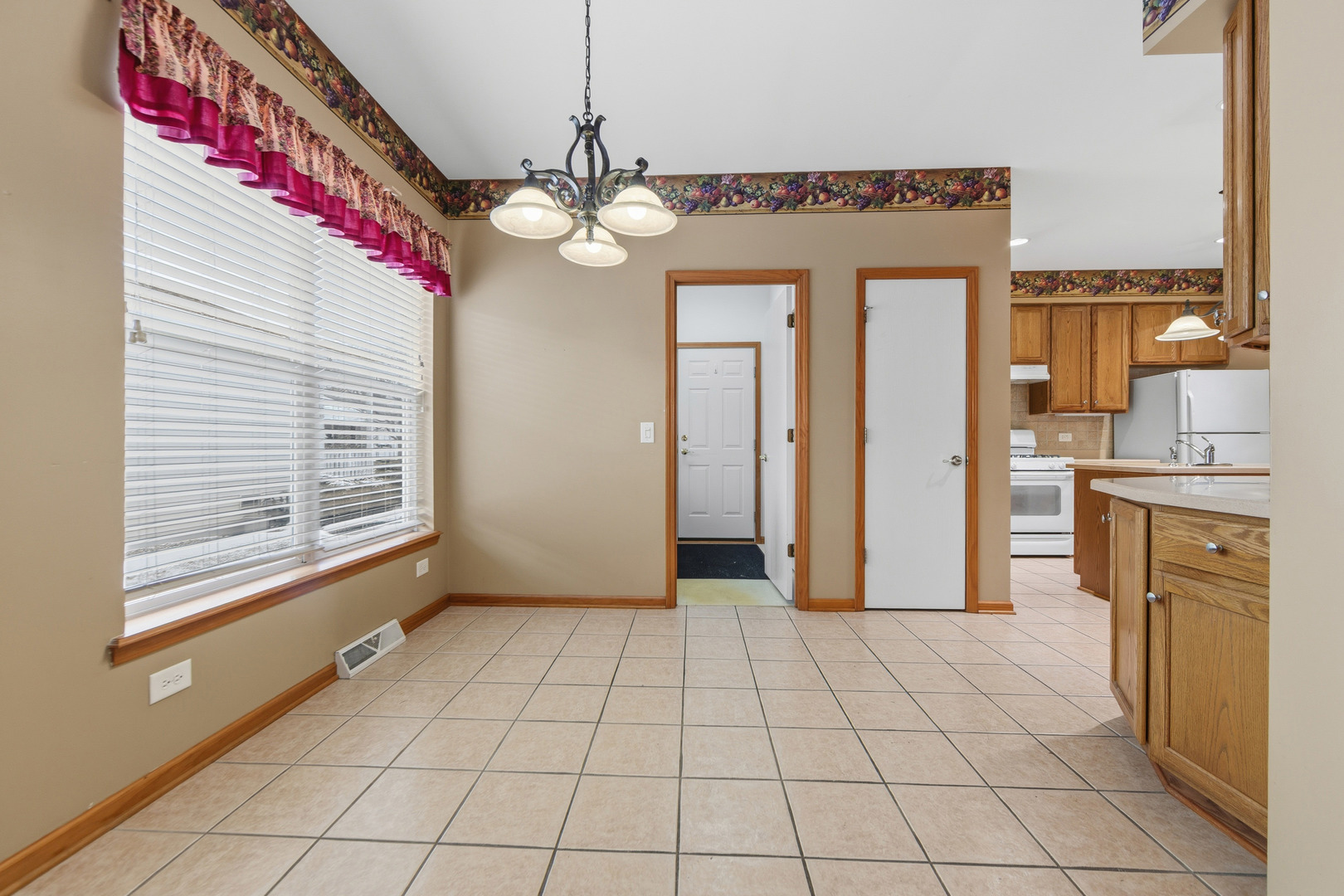102 Hitching Post Lane