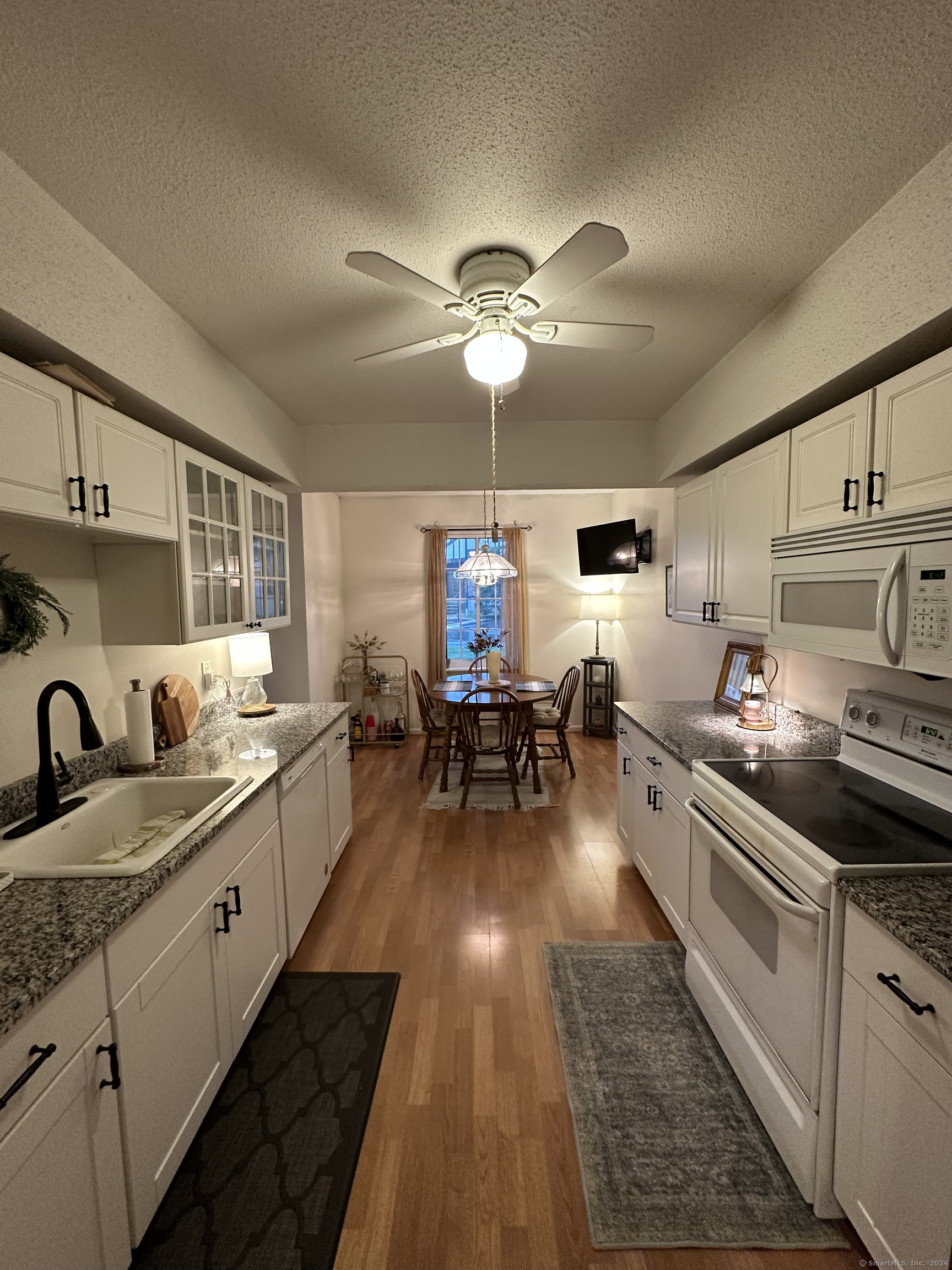 365 Mather Street Unit: APT 87