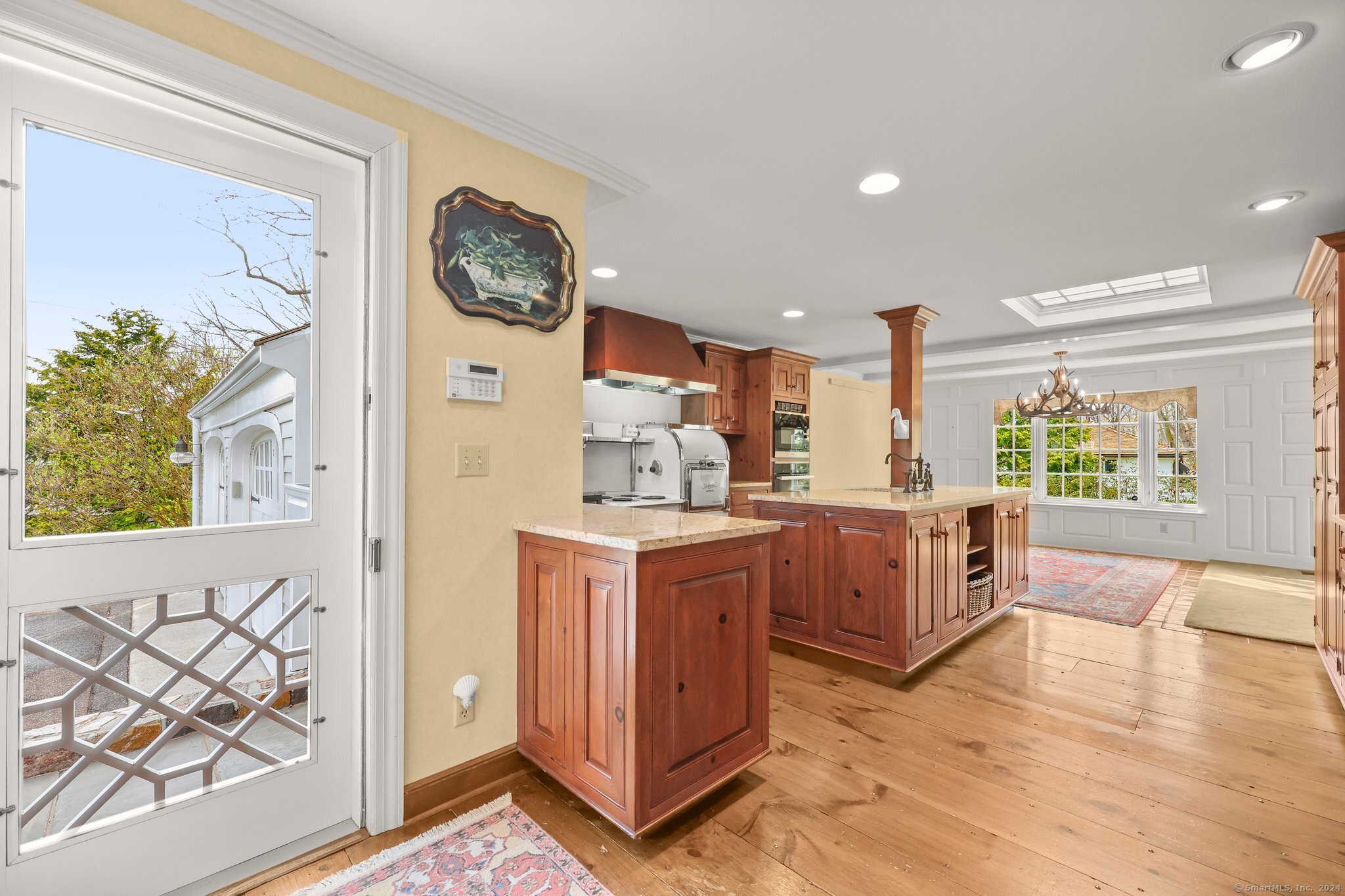 346 Taintor Drive