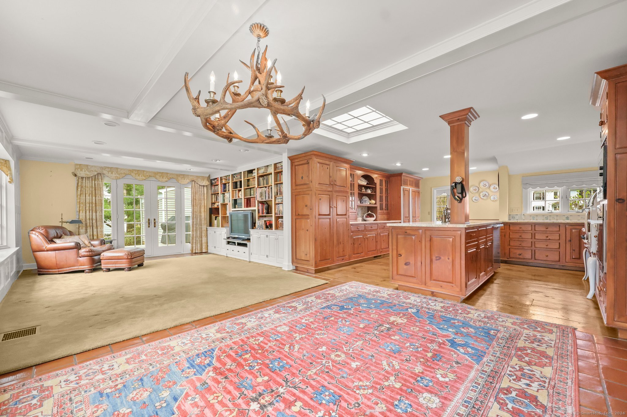 346 Taintor Drive