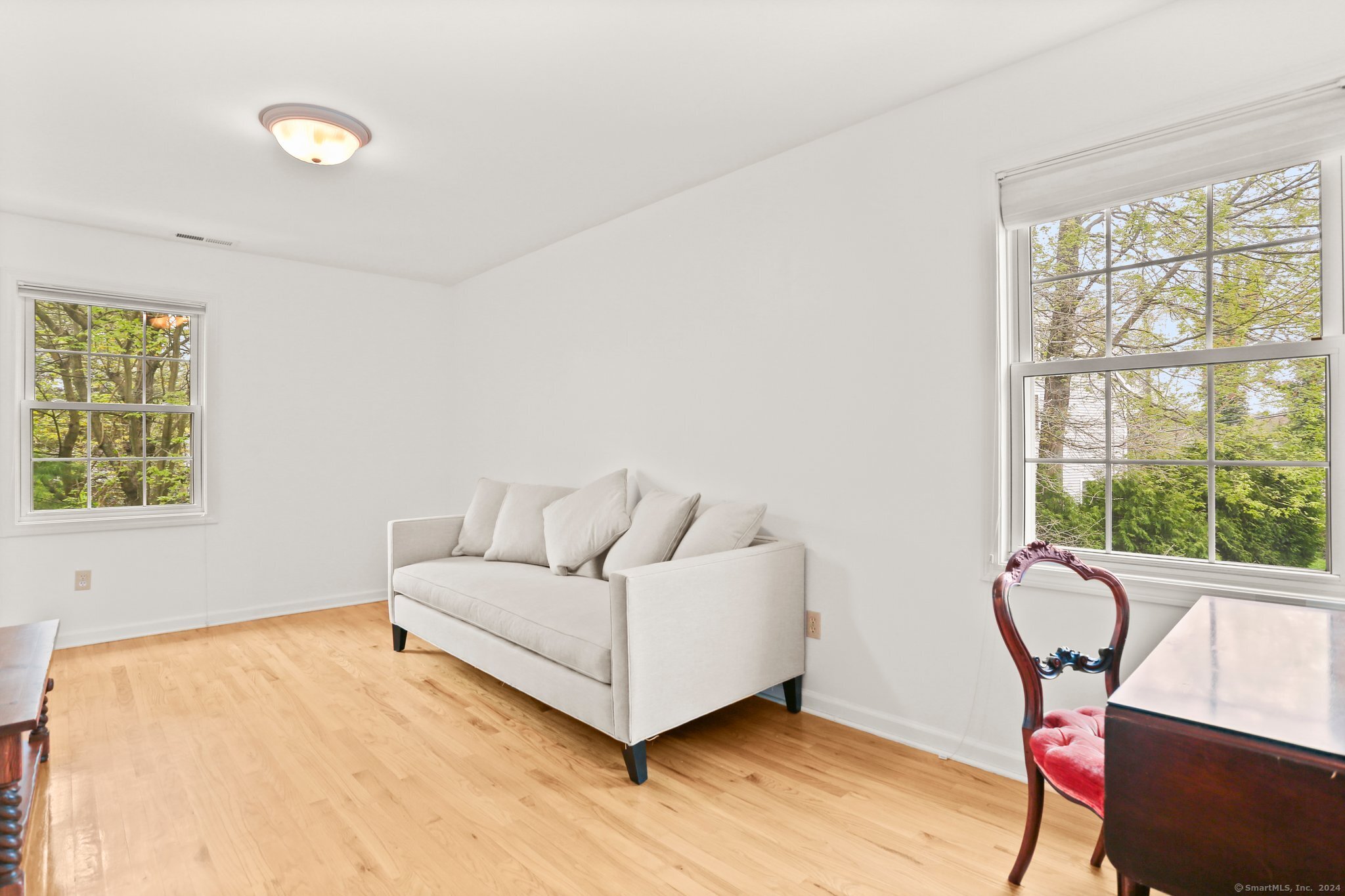 31 Oliva Place