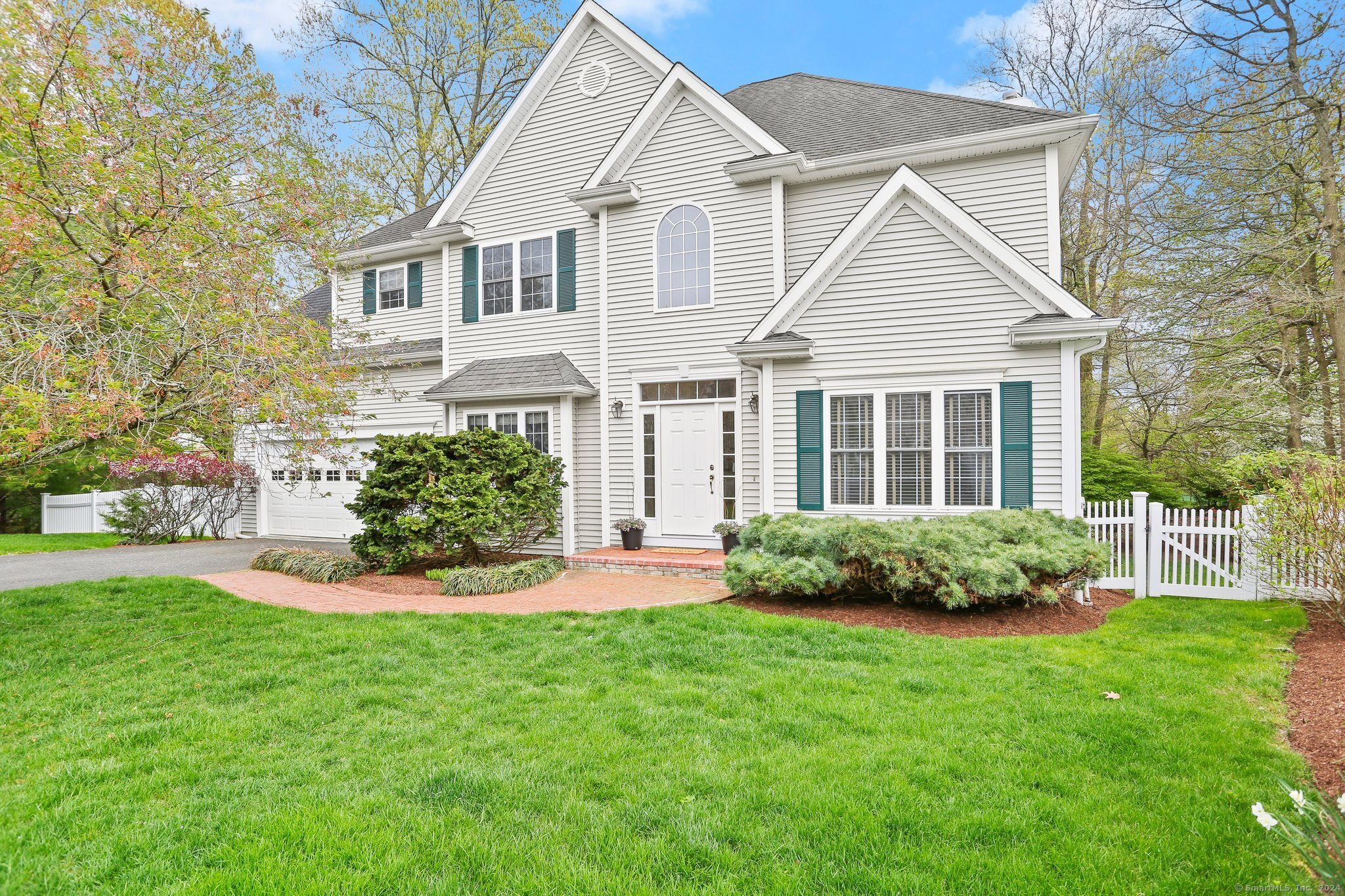31 Oliva Place