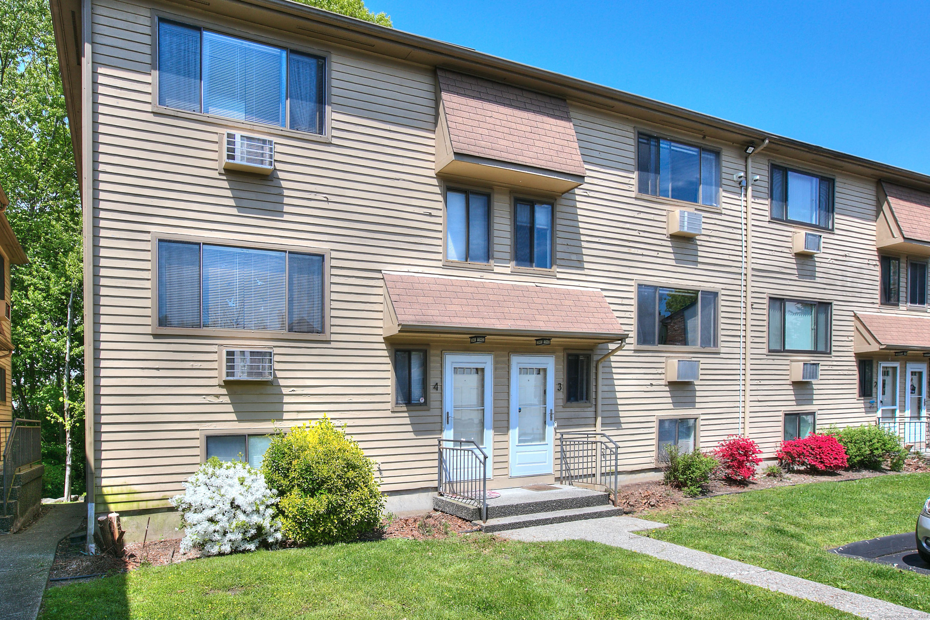 36 Highview Avenue APT 3