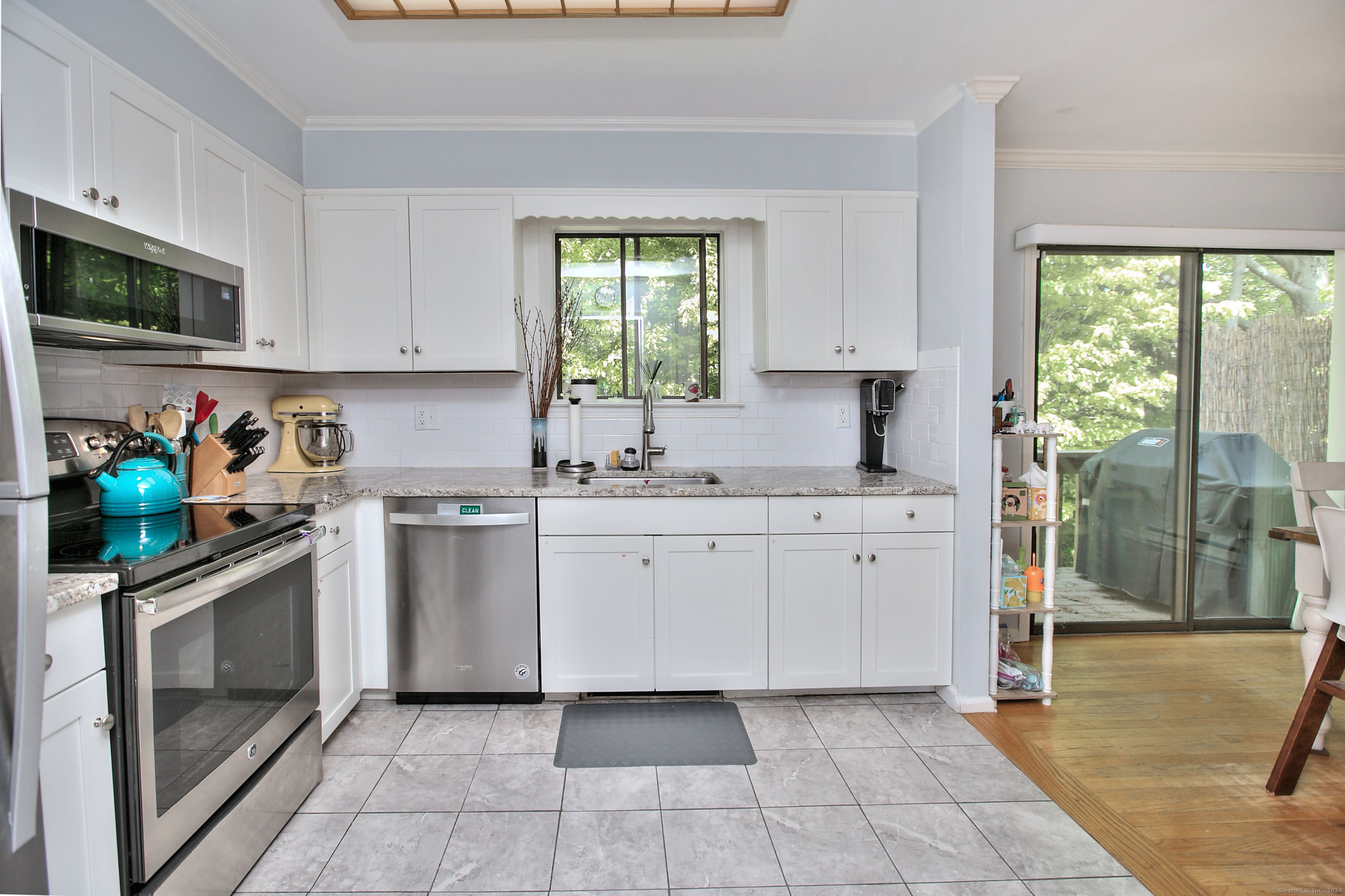 36 Highview Avenue APT 3
