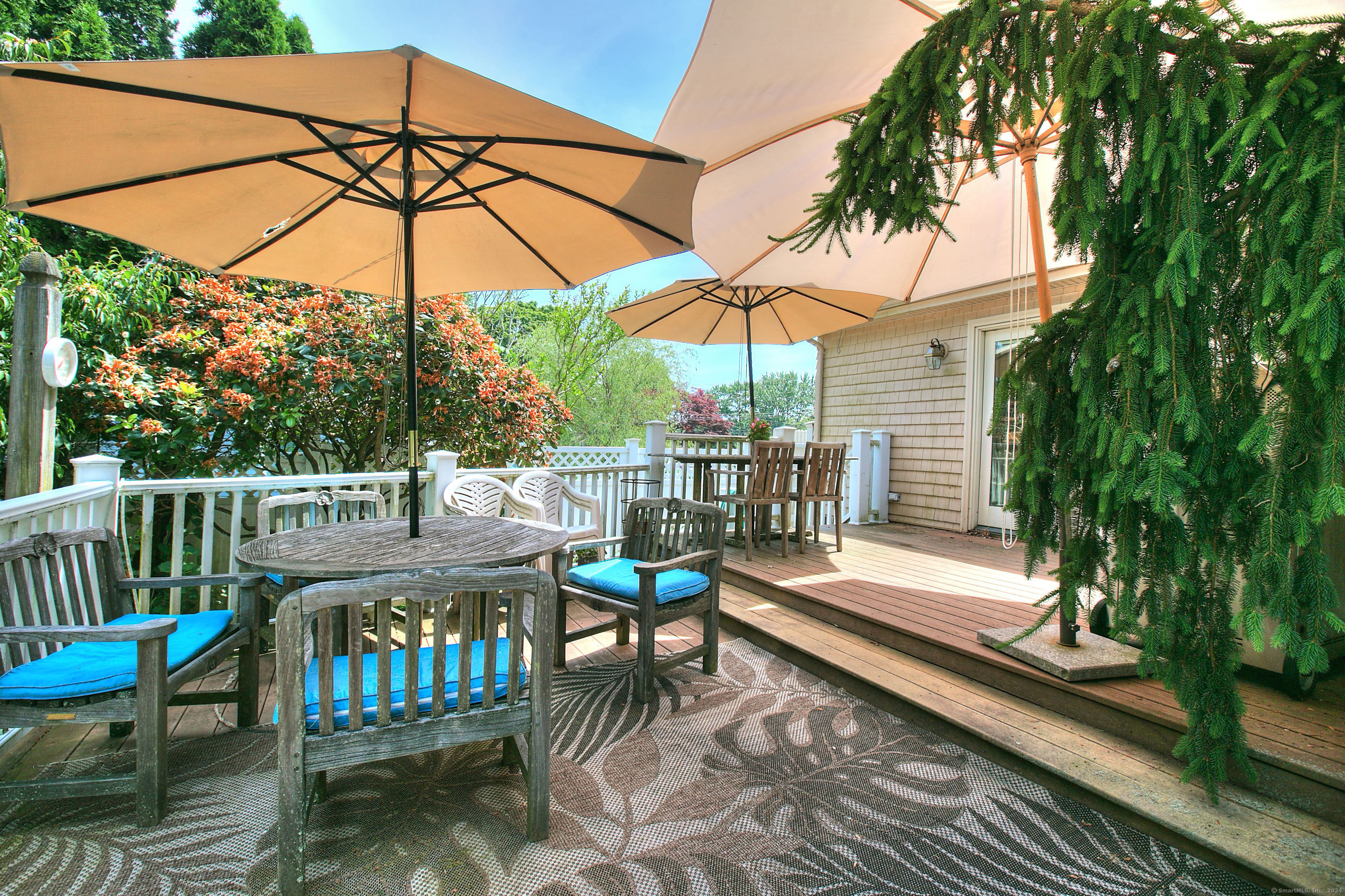 7 Leighton Road
