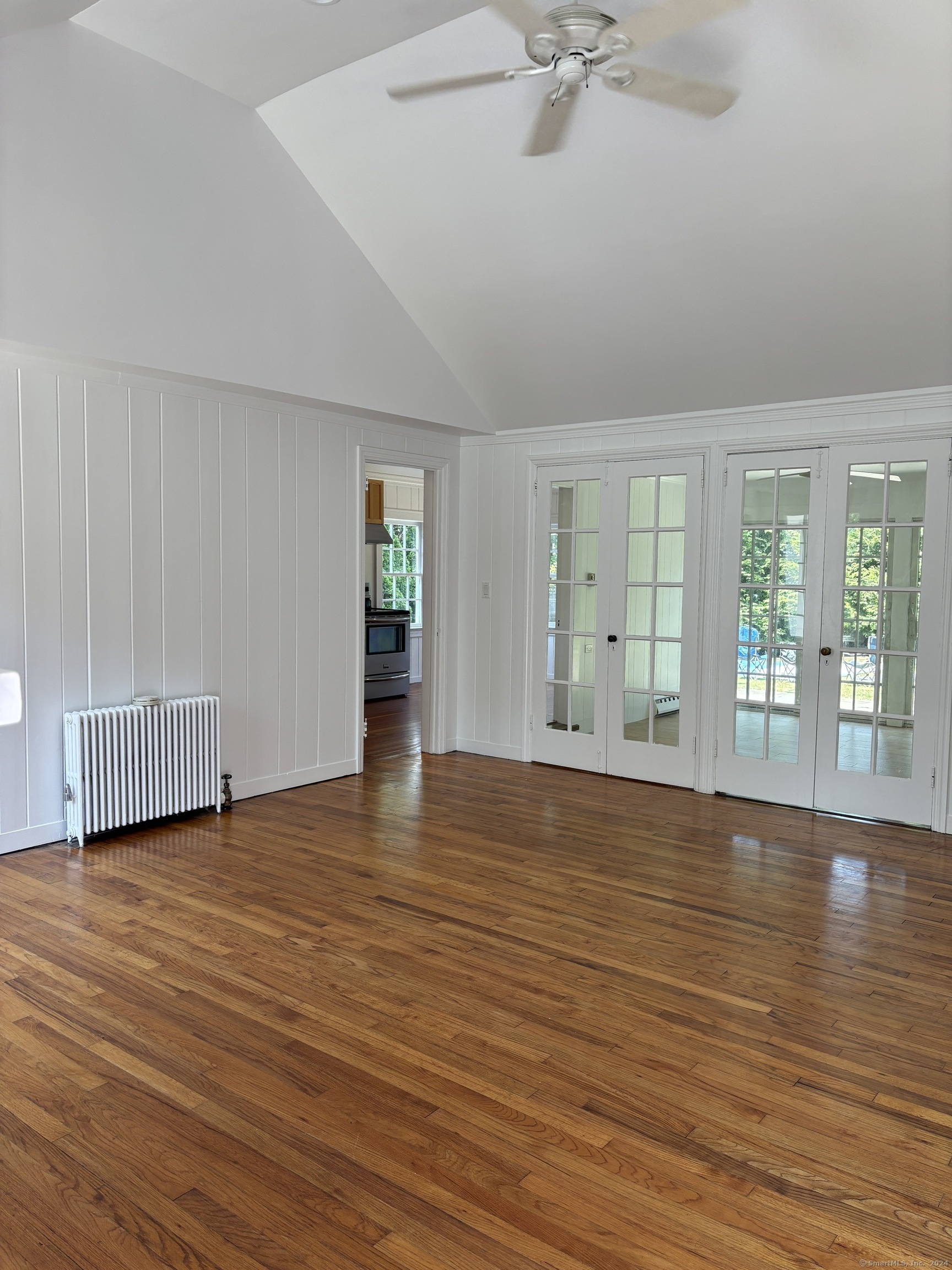 67 Grove Point