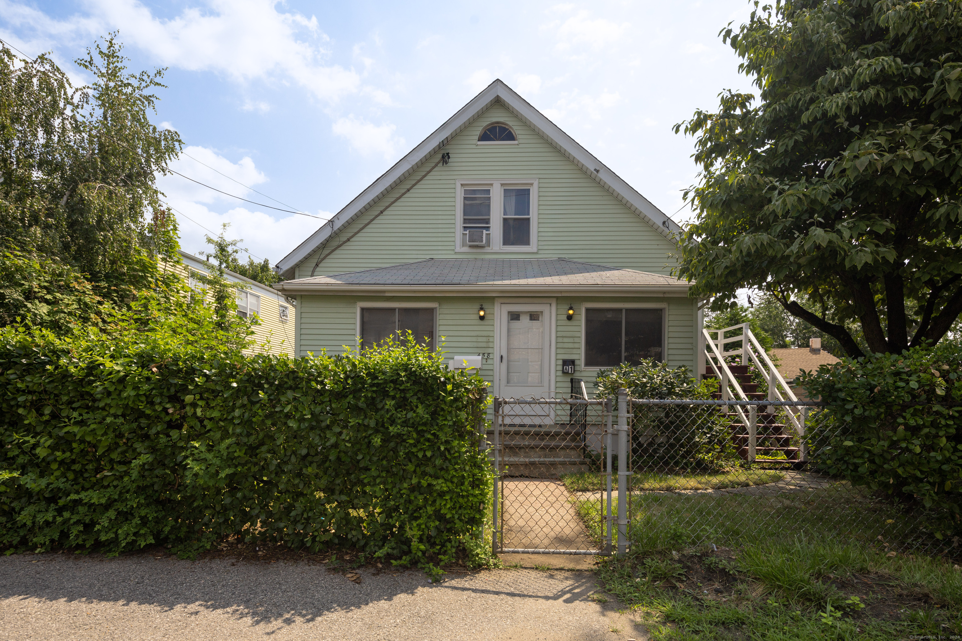 458 Fairfield Avenue