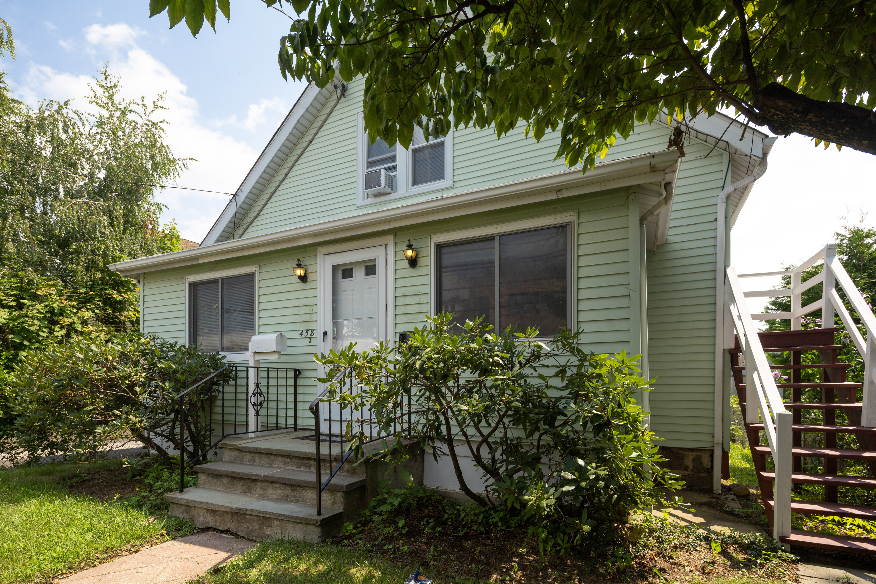 458 Fairfield Avenue