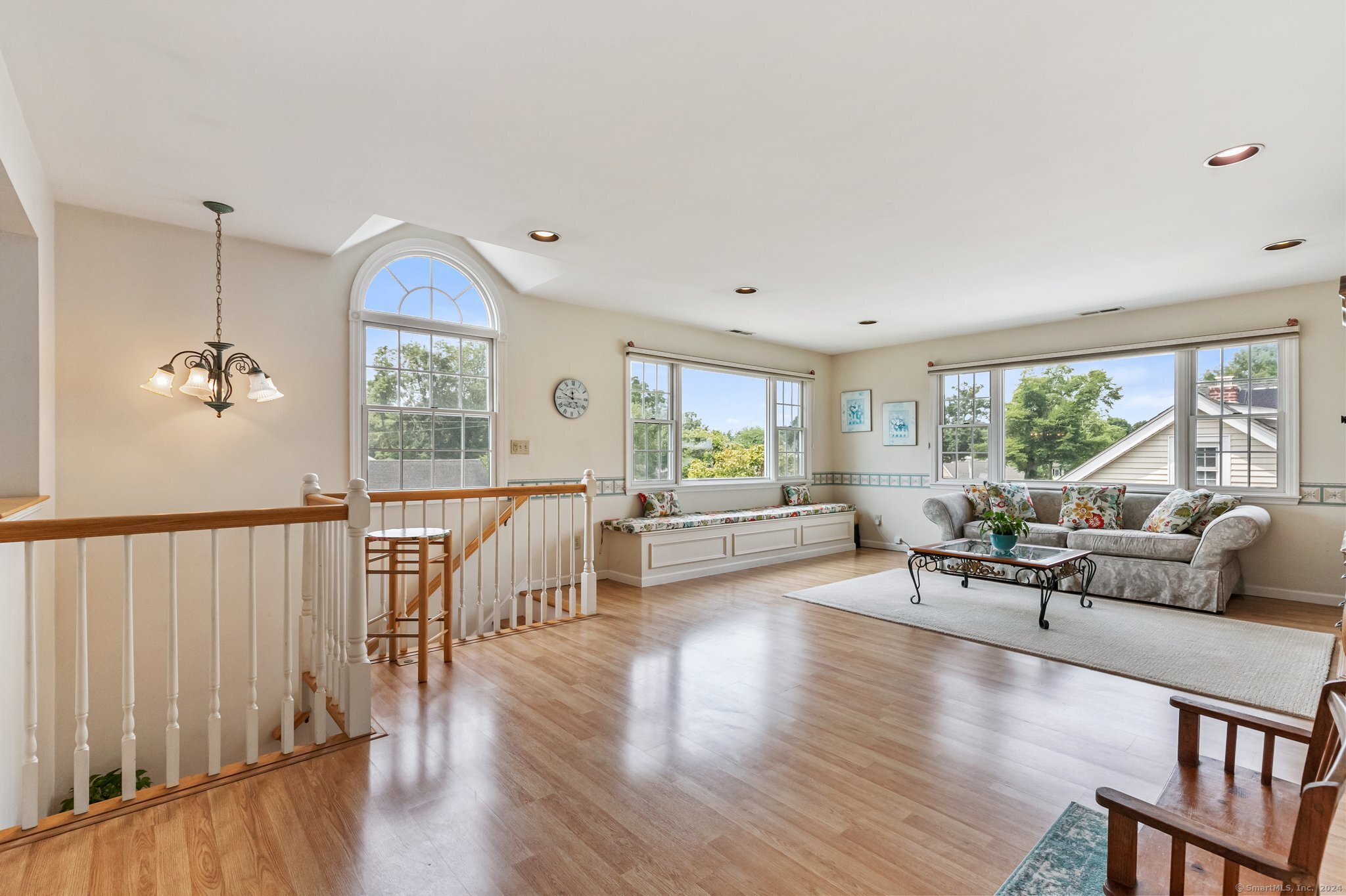 15 Thornhill Road