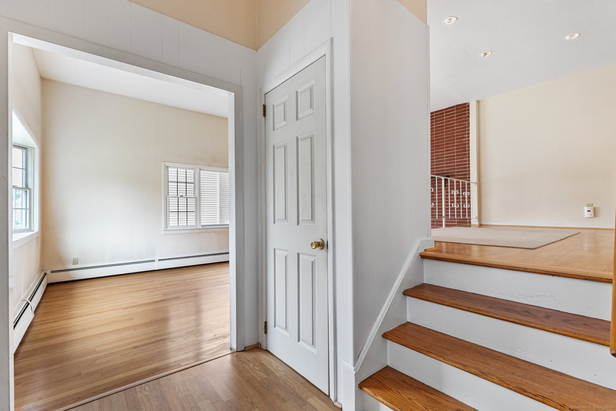 15 Thornhill Road