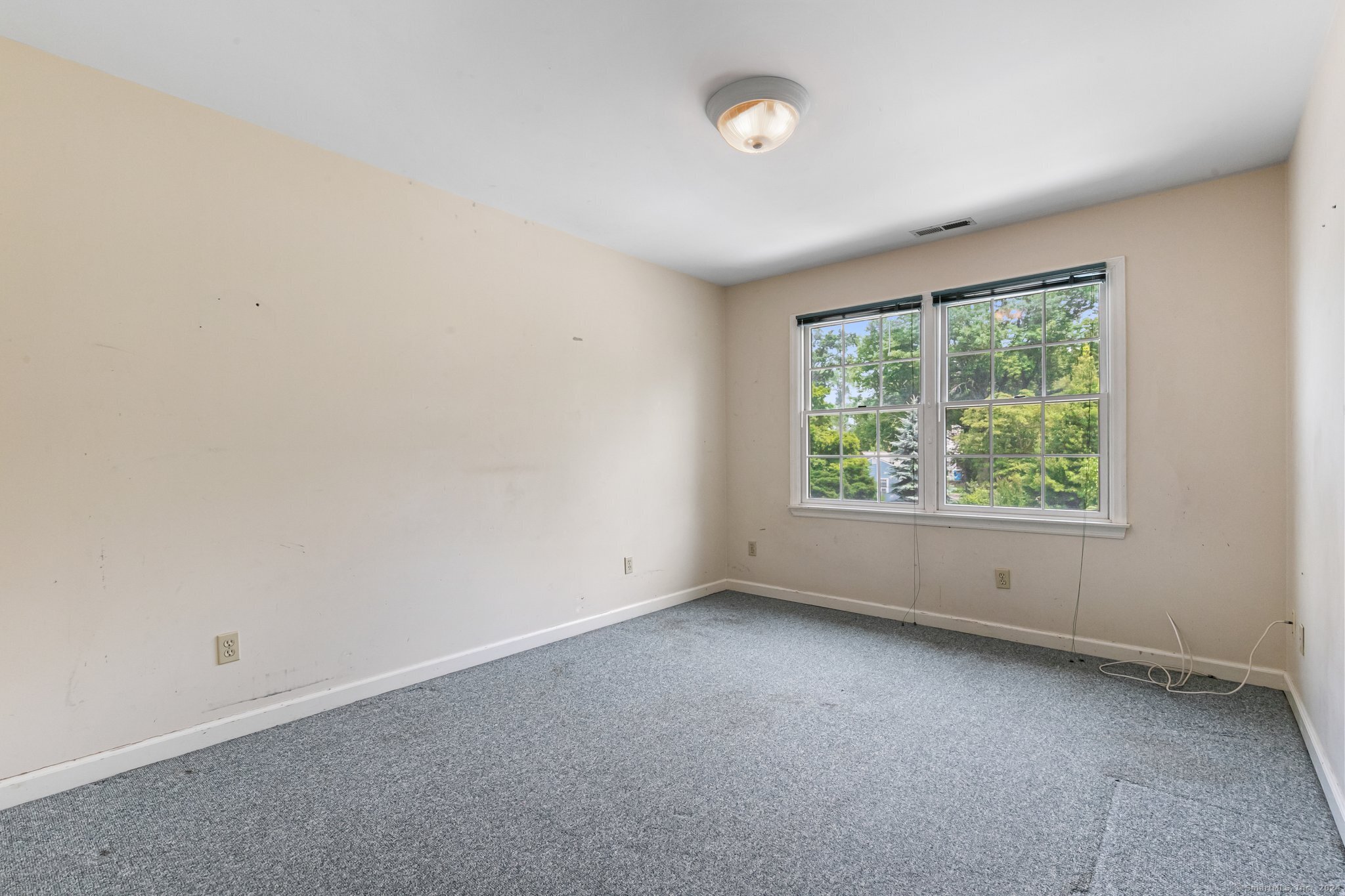 15 Thornhill Road