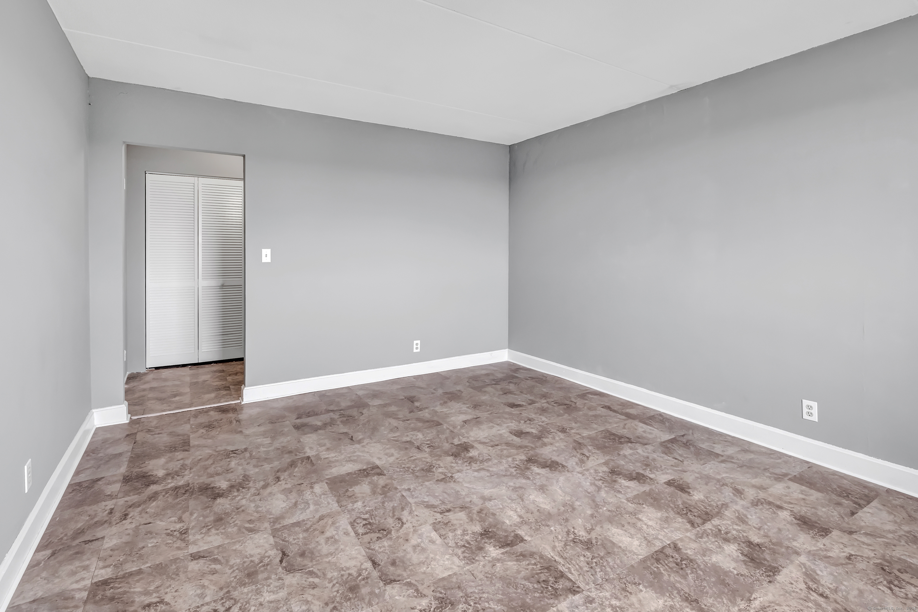 120 Huntington Turnpike 602