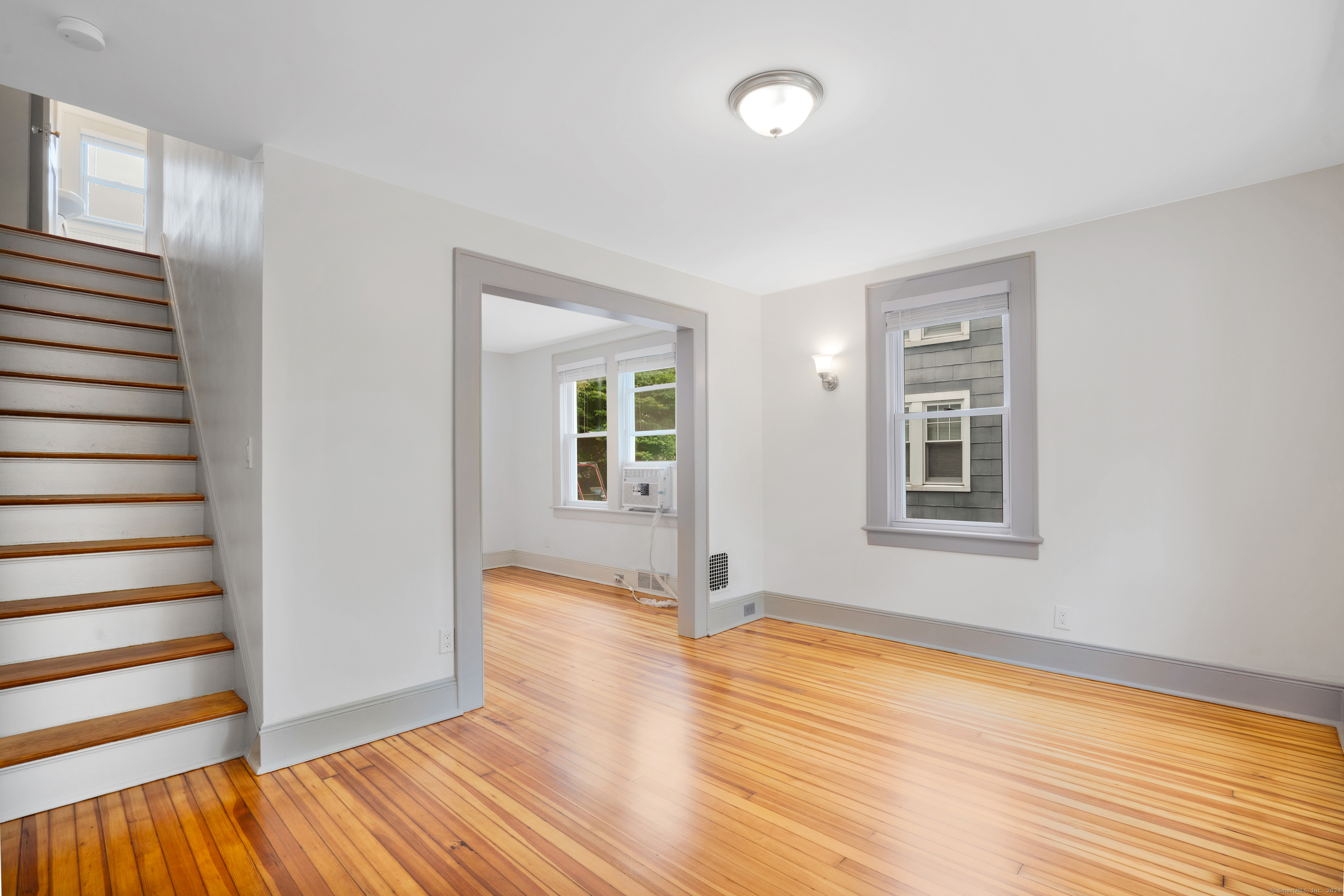 144 Beaumont Street