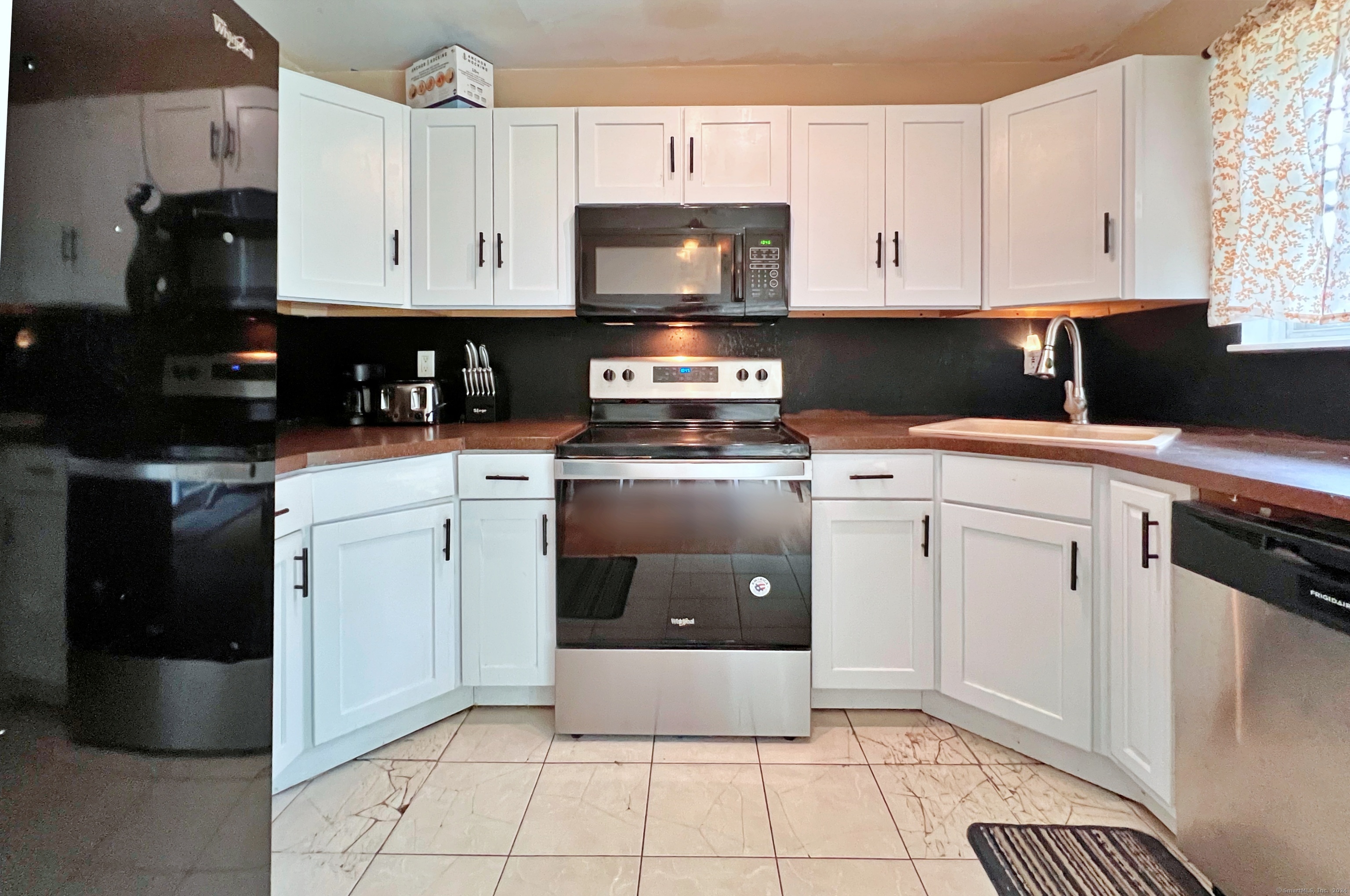 41 Ridge Road Unit: 2