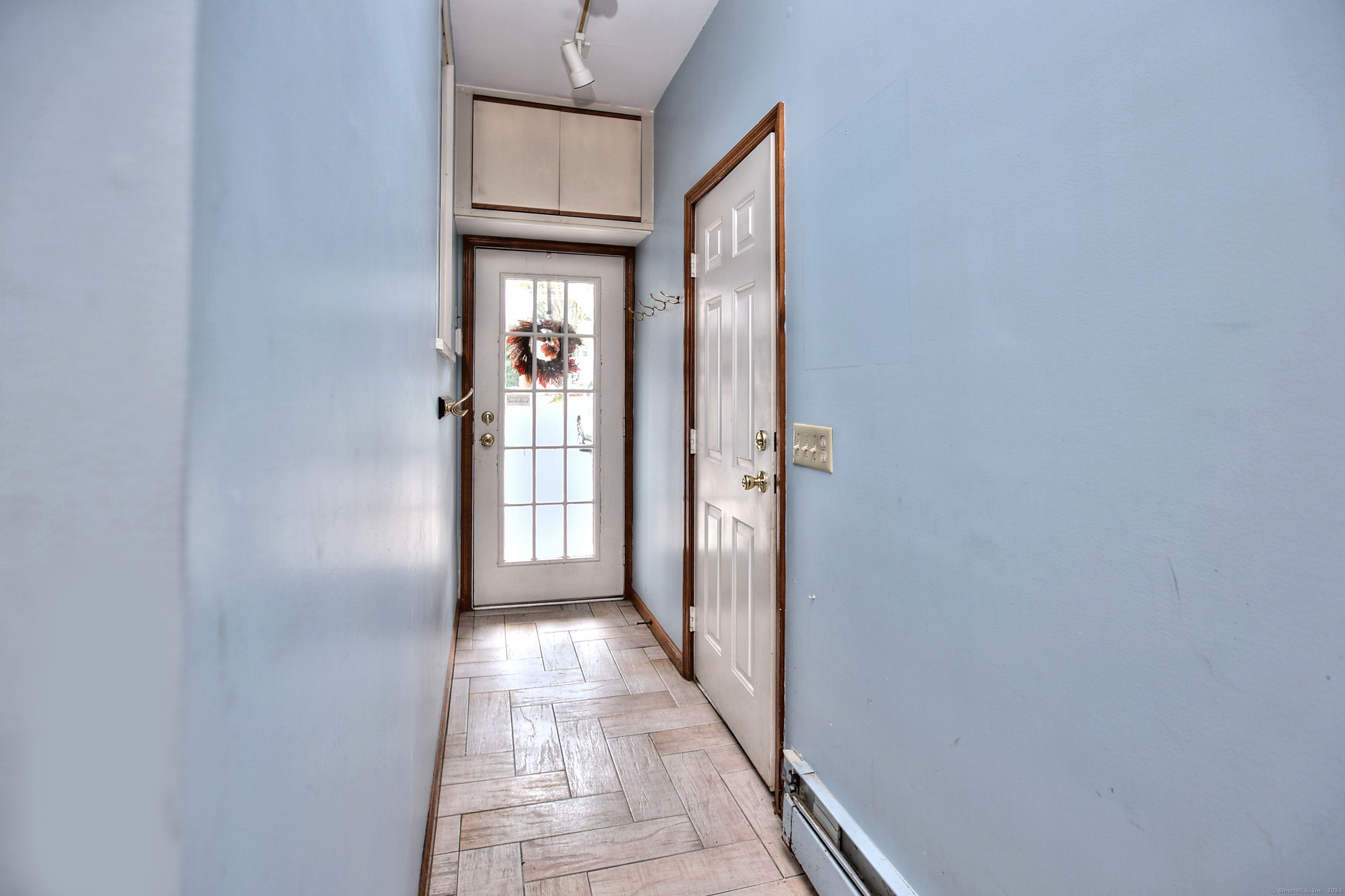 33 Meadowlark Drive