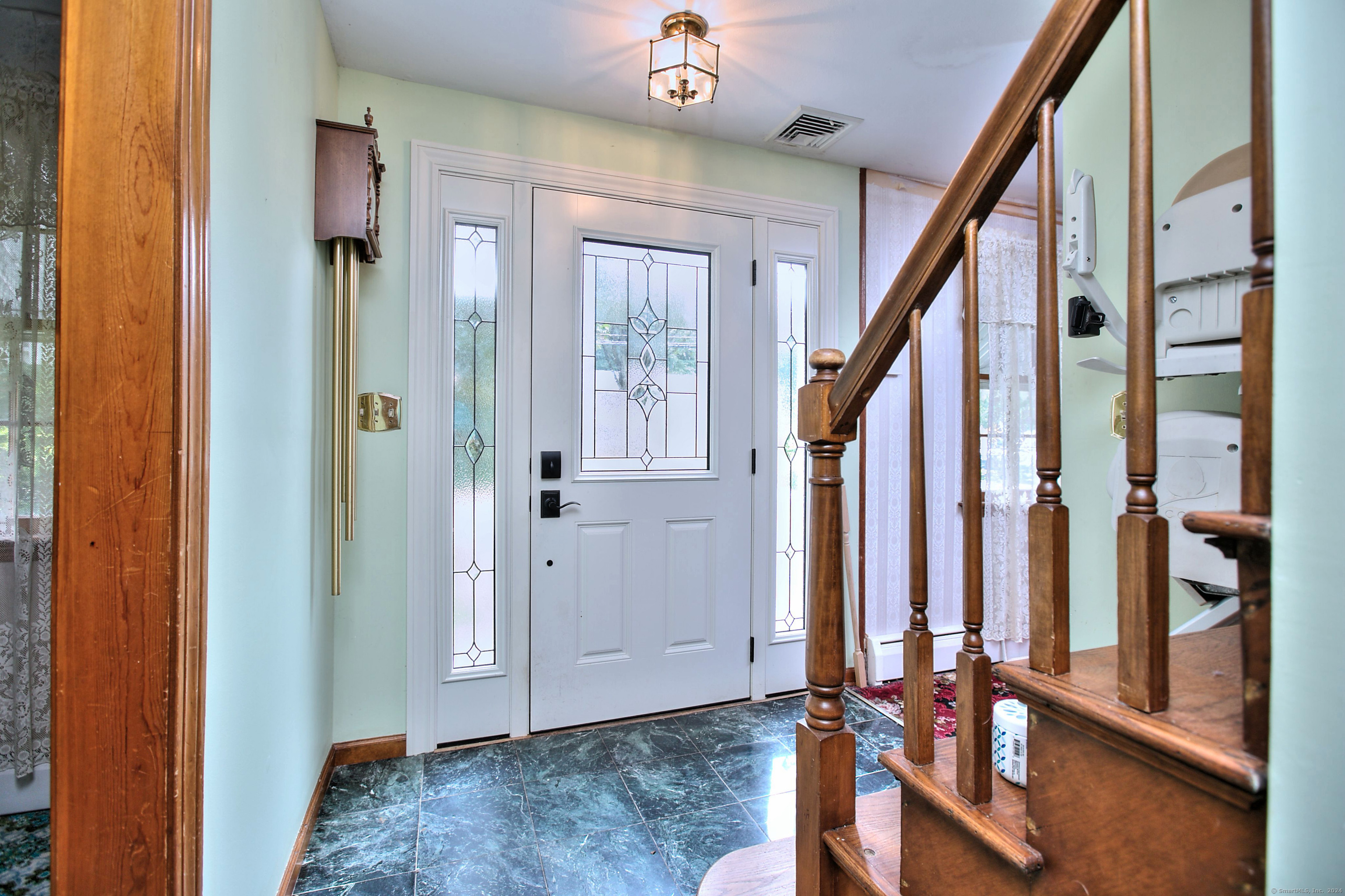 33 Meadowlark Drive