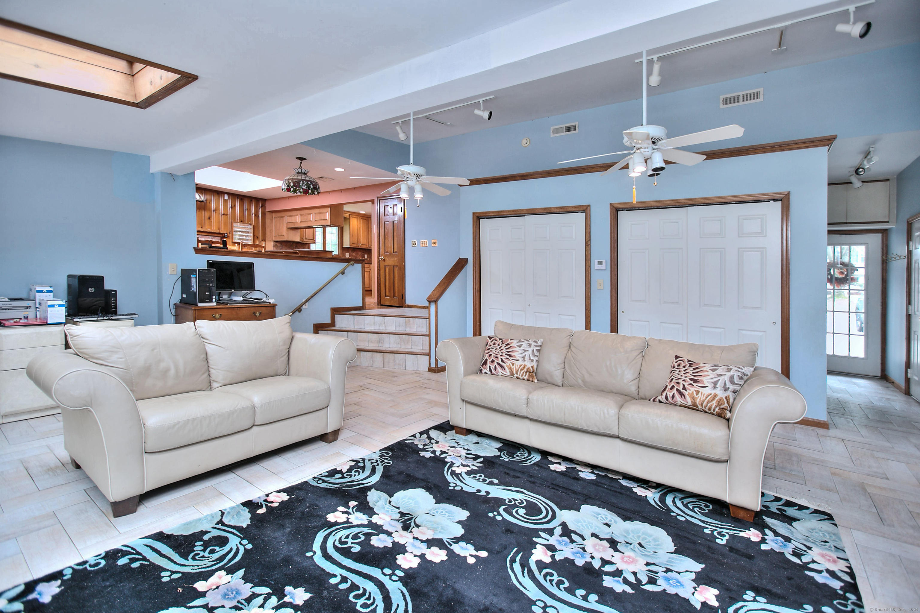 33 Meadowlark Drive