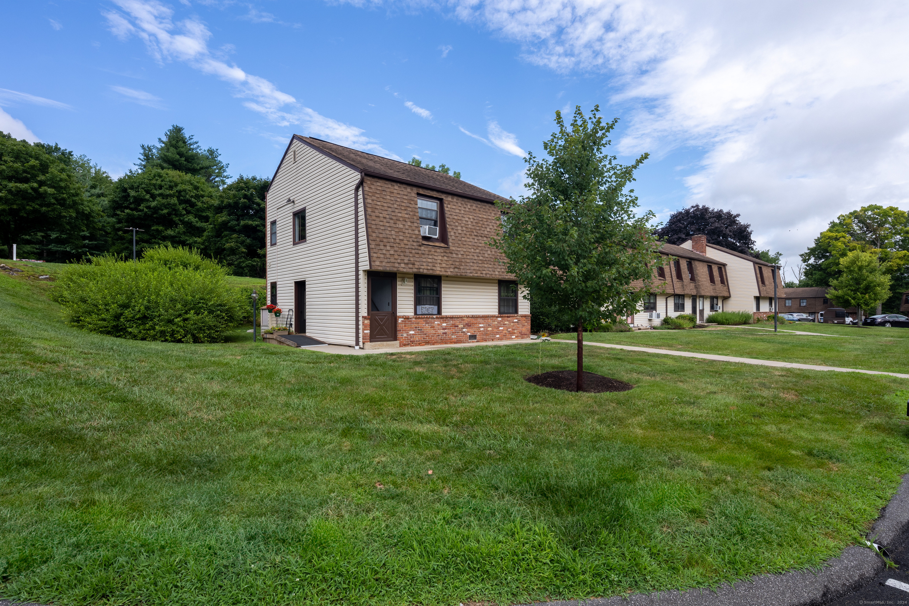 93 Homestead Lane 93