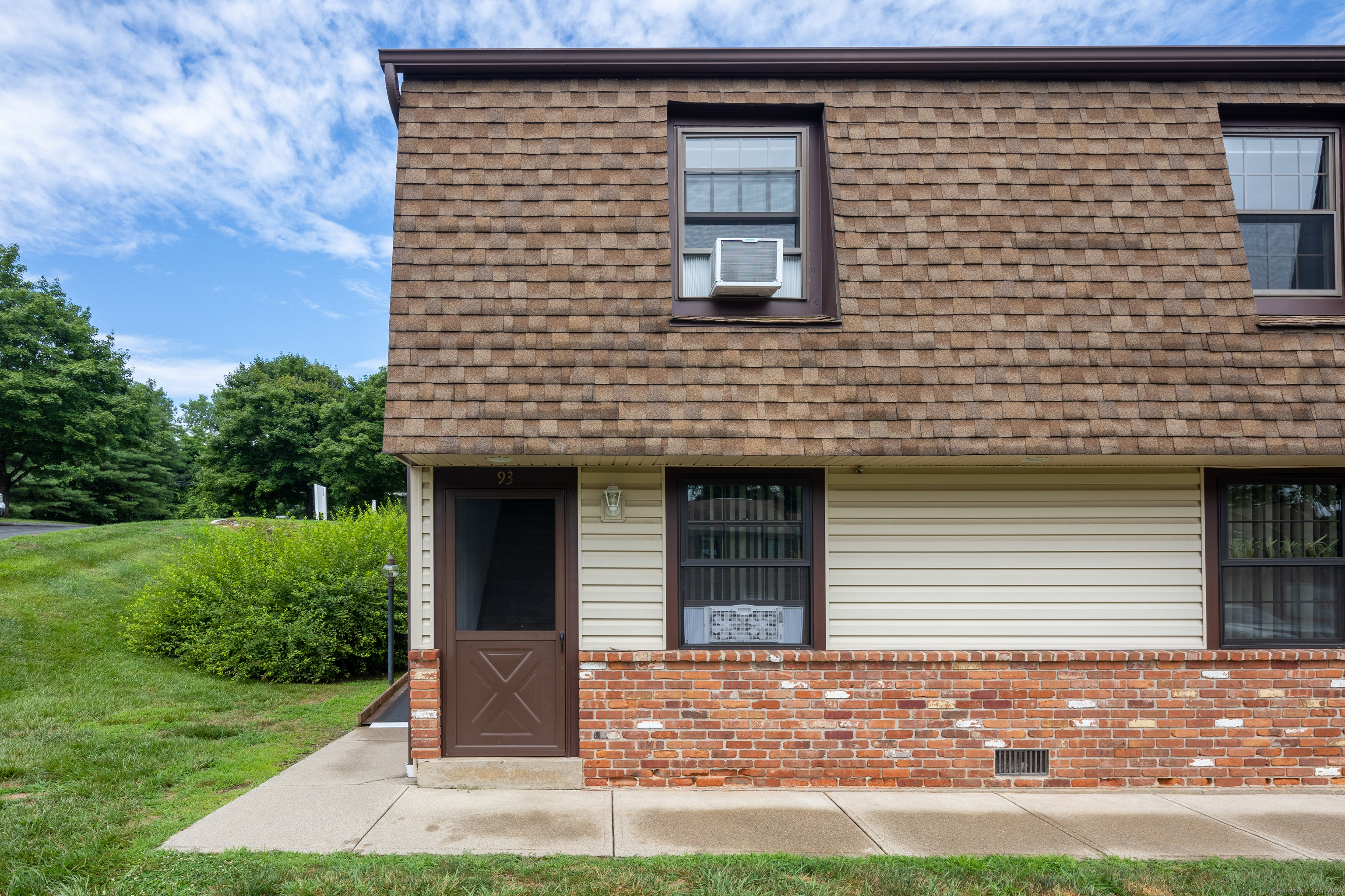 93 Homestead Lane 93