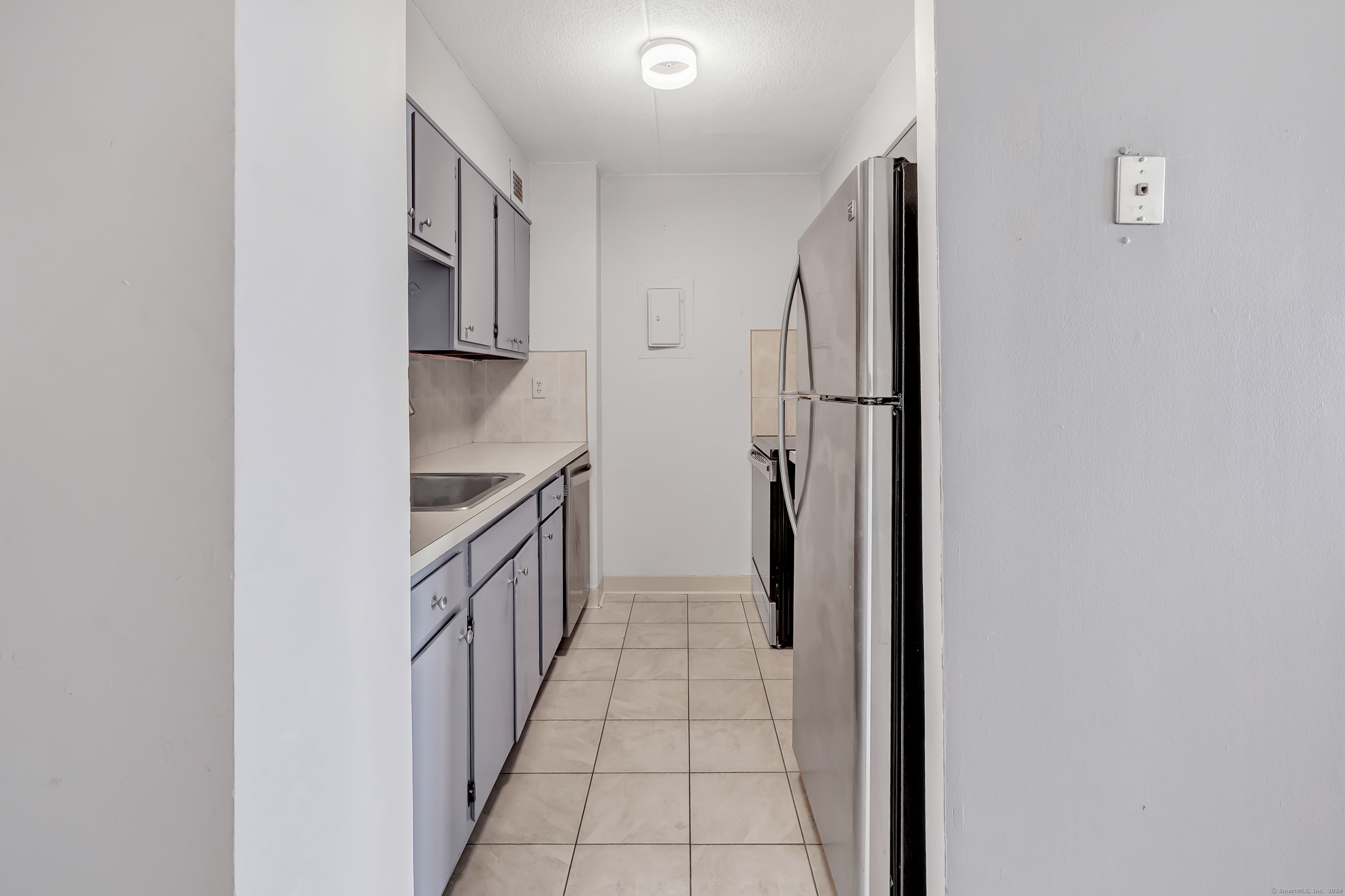 120 Huntington Turnpike 502