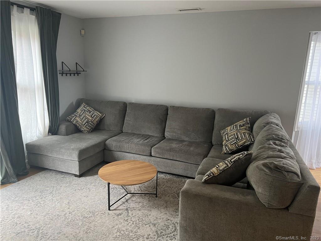 33 Exchange Street 33