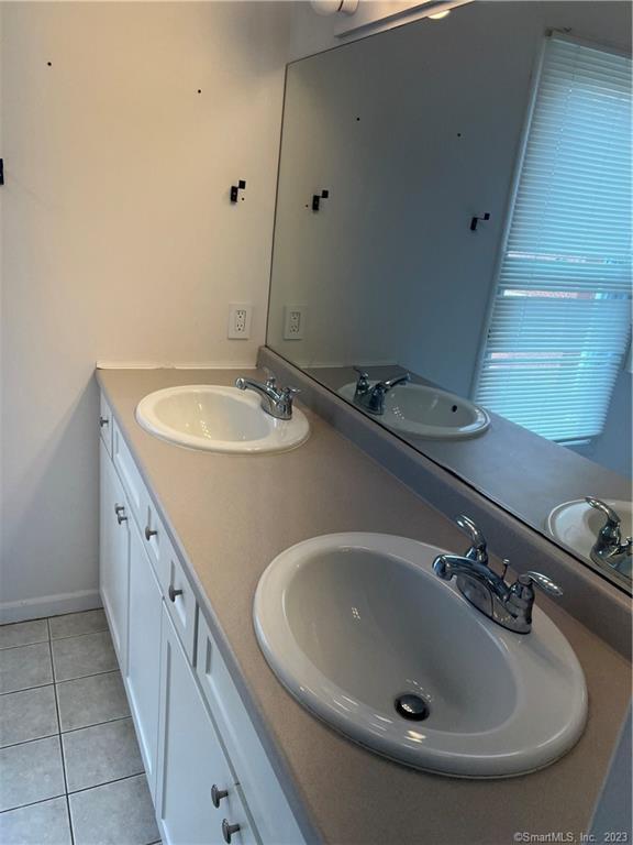 33 Exchange Street 33