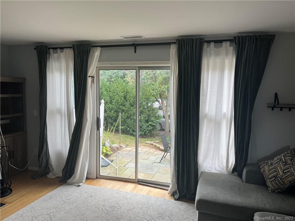 33 Exchange Street 33