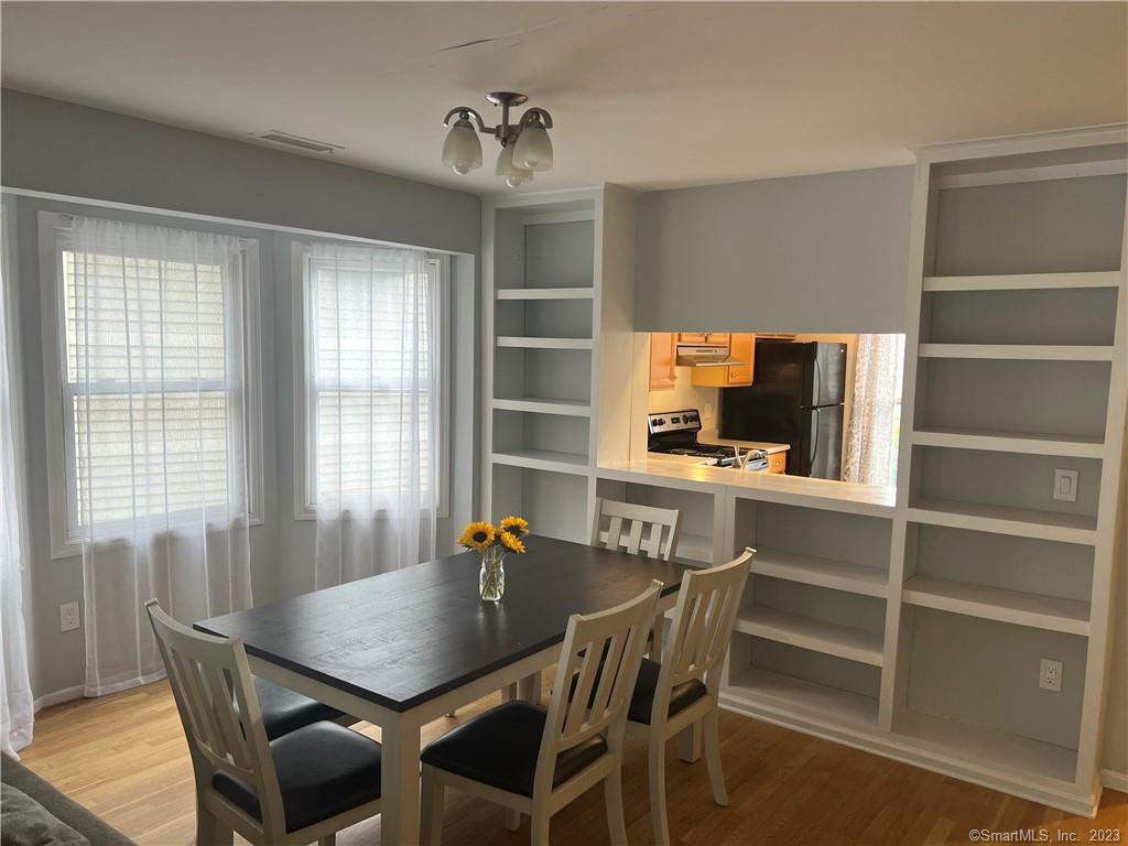 33 Exchange Street 33
