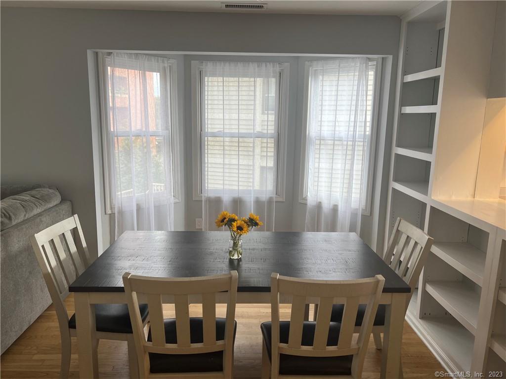 33 Exchange Street 33