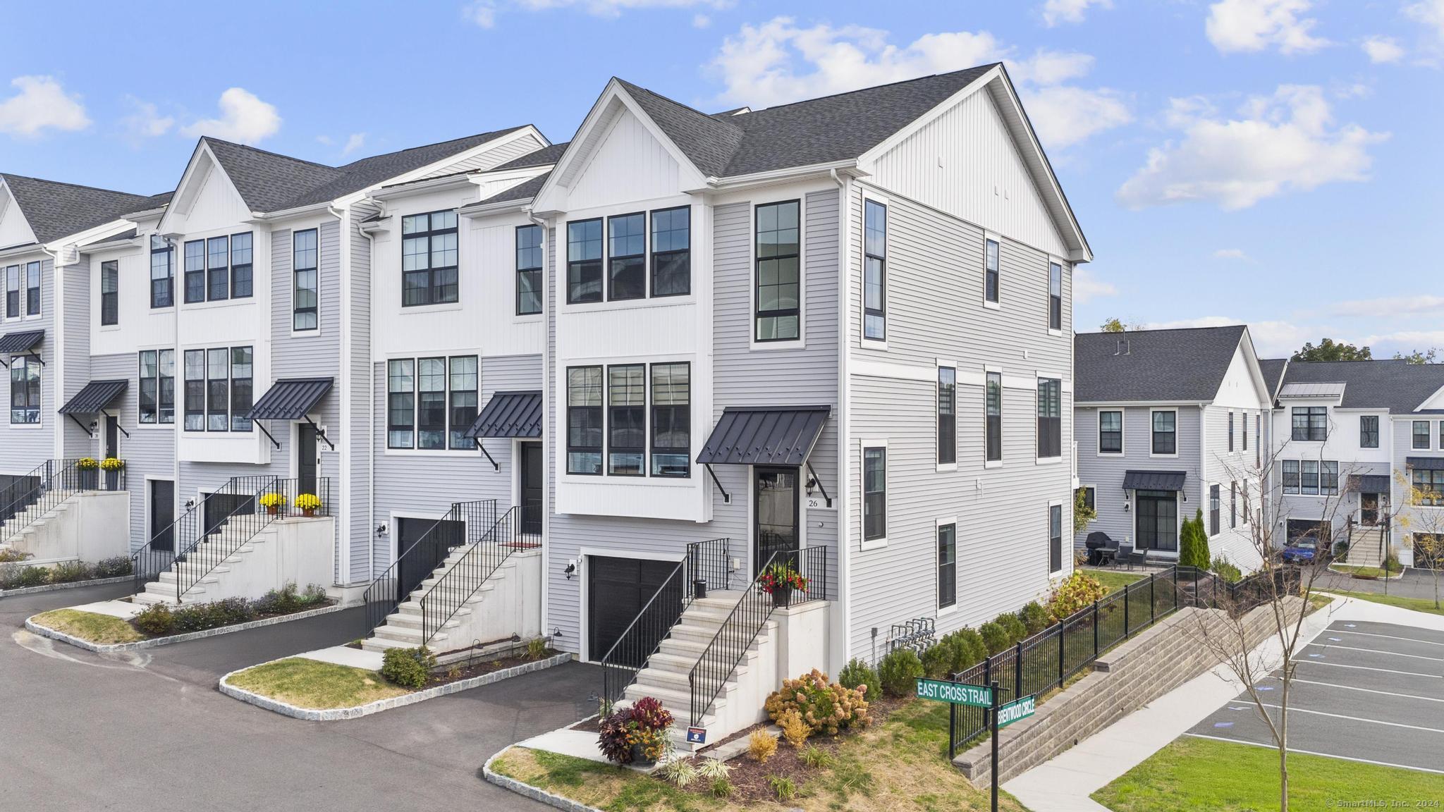 26 East Cross Trail Unit: 26