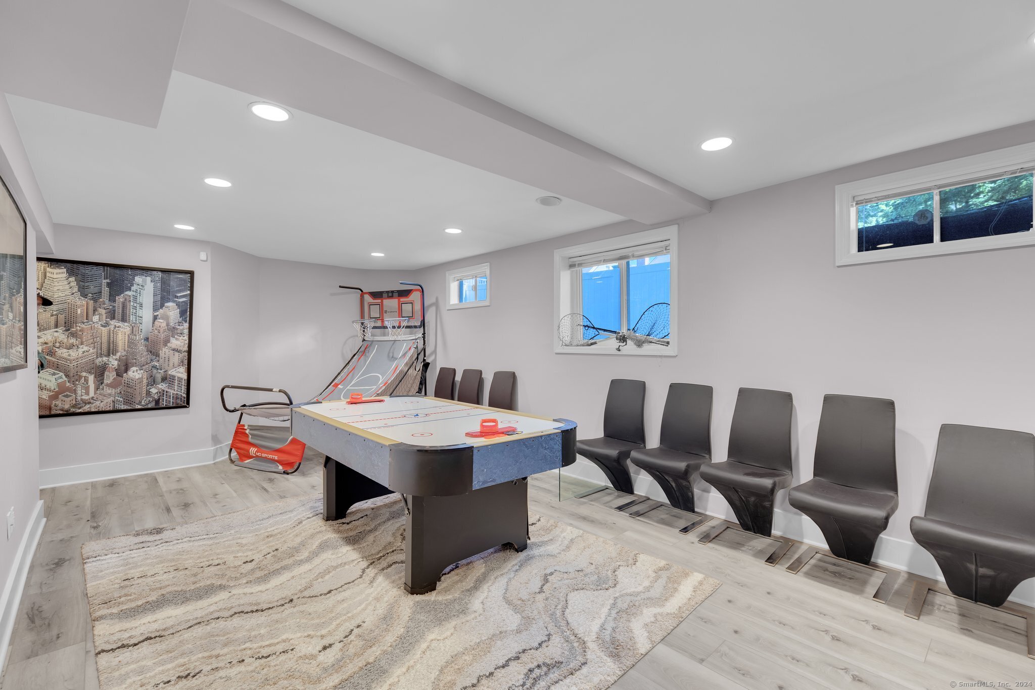 7 Mead Street Unit: APT E