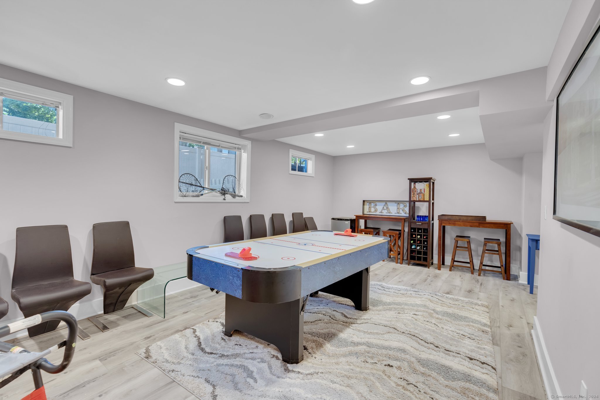 7 Mead Street Unit: APT E