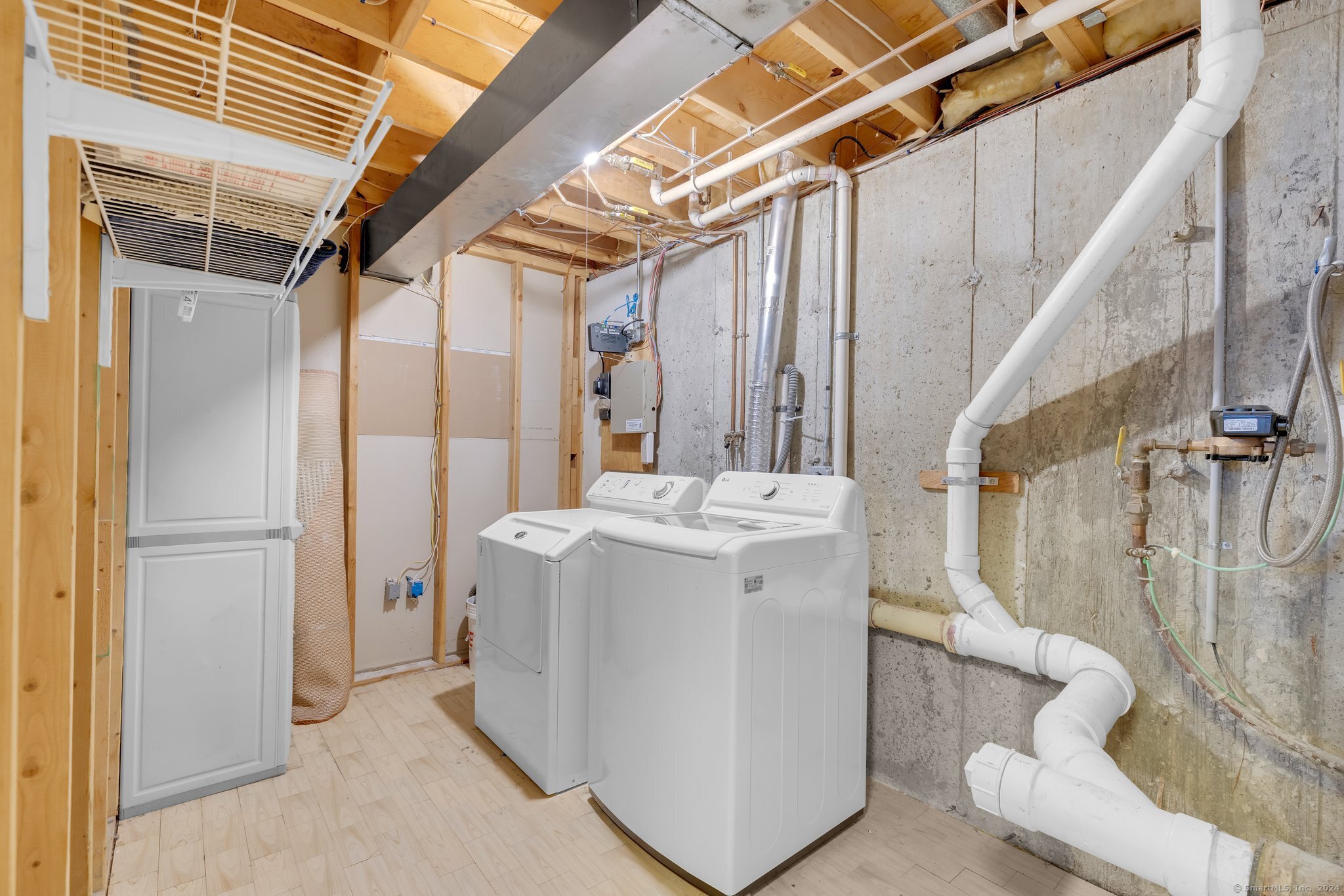 7 Mead Street Unit: APT E