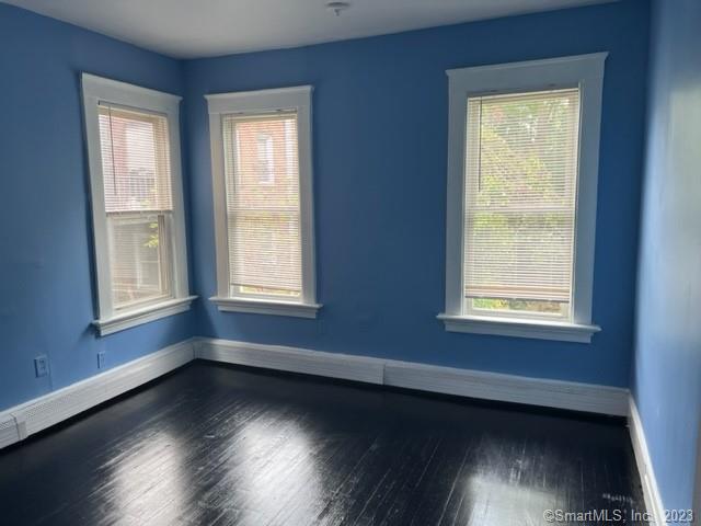 1605 Chapel Street