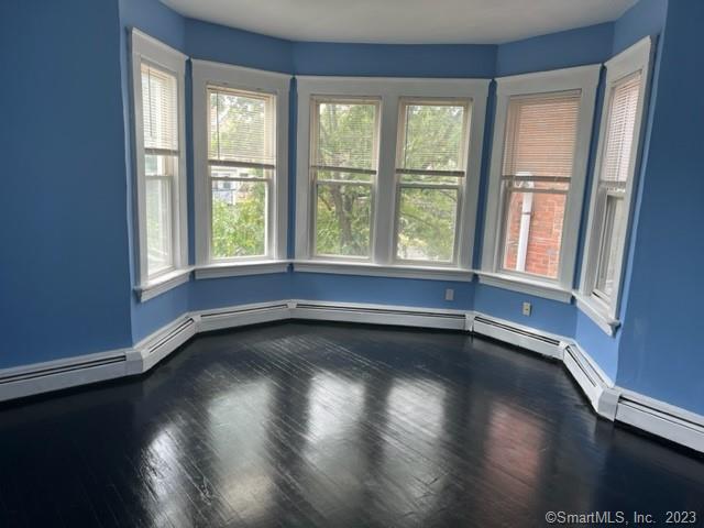 1605 Chapel Street