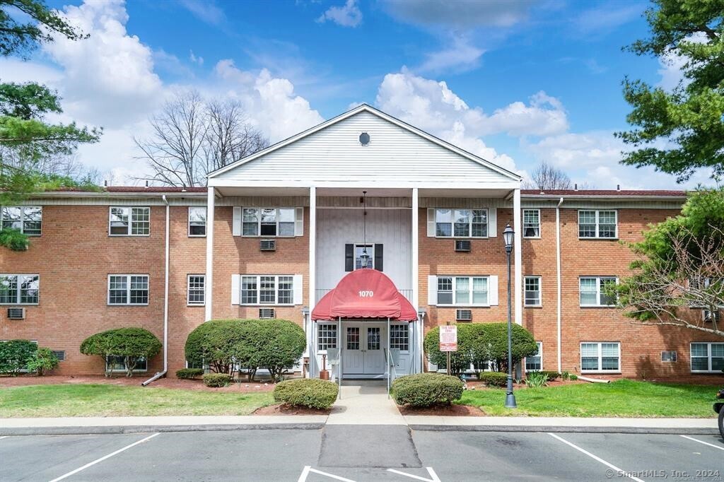 1070 New Haven Avenue Unit: APT 53