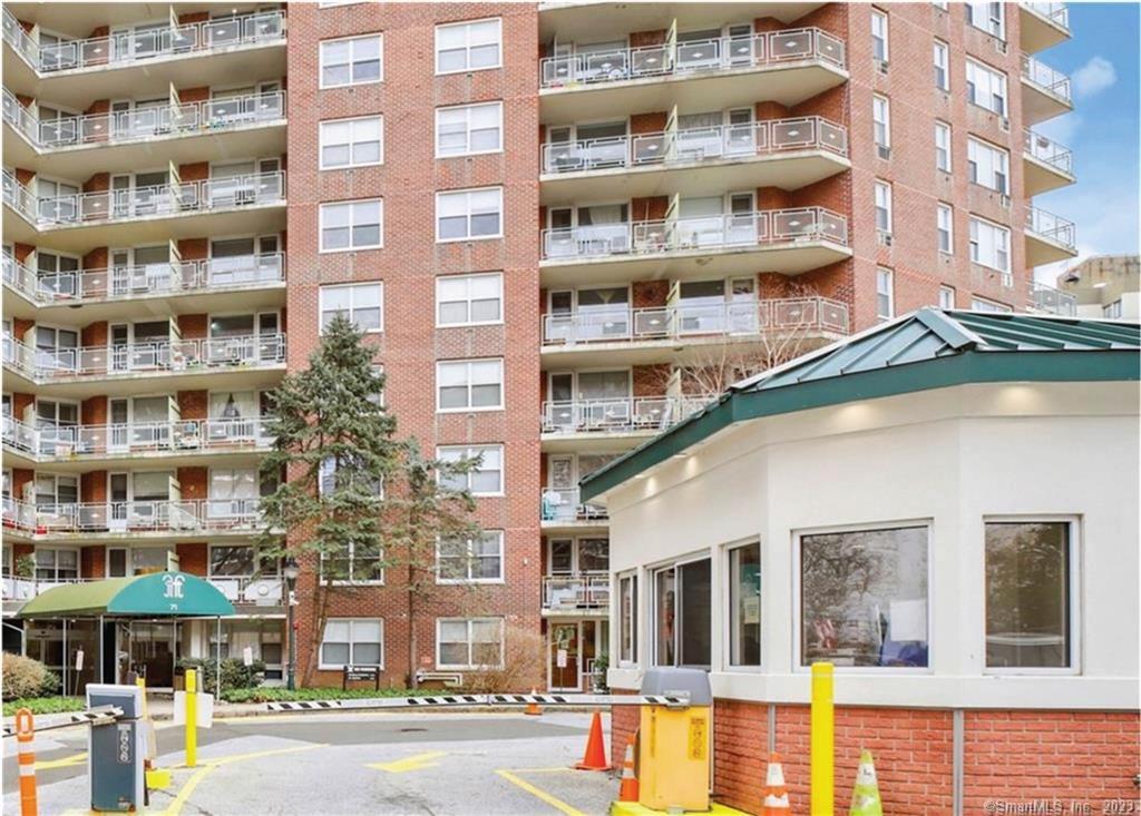71 Strawberry Hill Avenue APT 1102