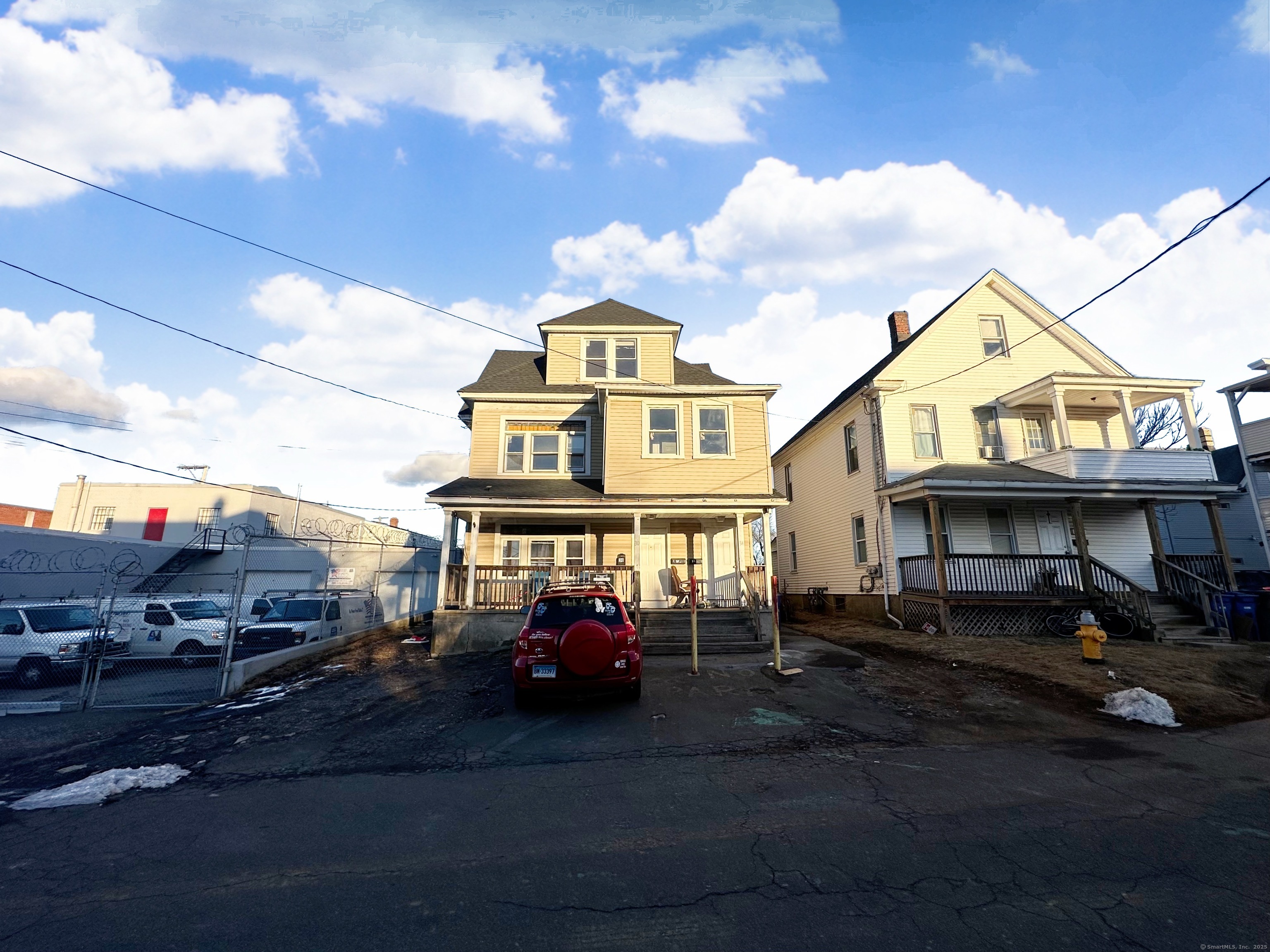 32 Wakeman Street