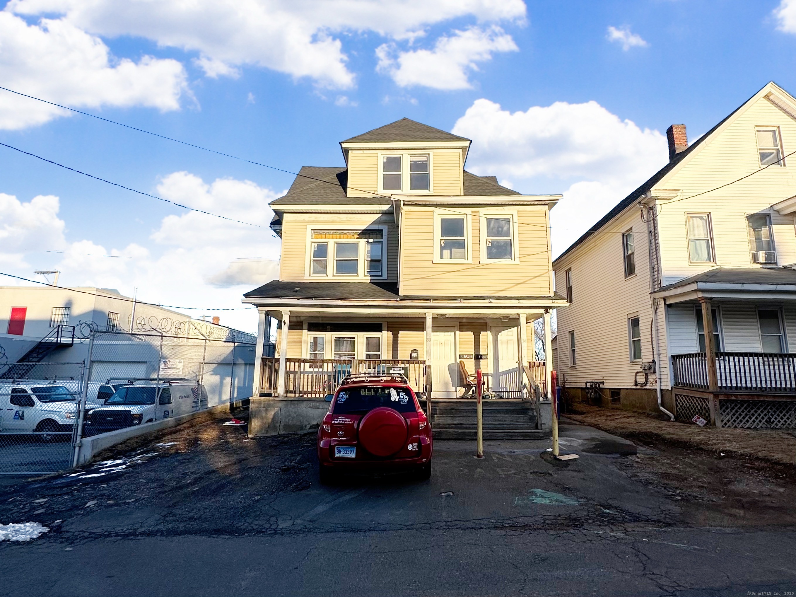 32 Wakeman Street