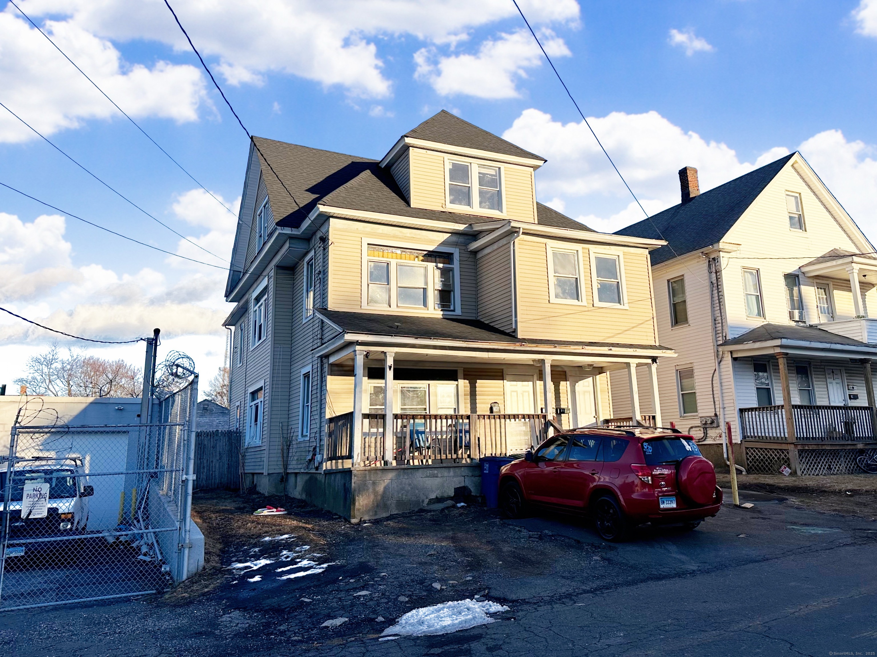 32 Wakeman Street