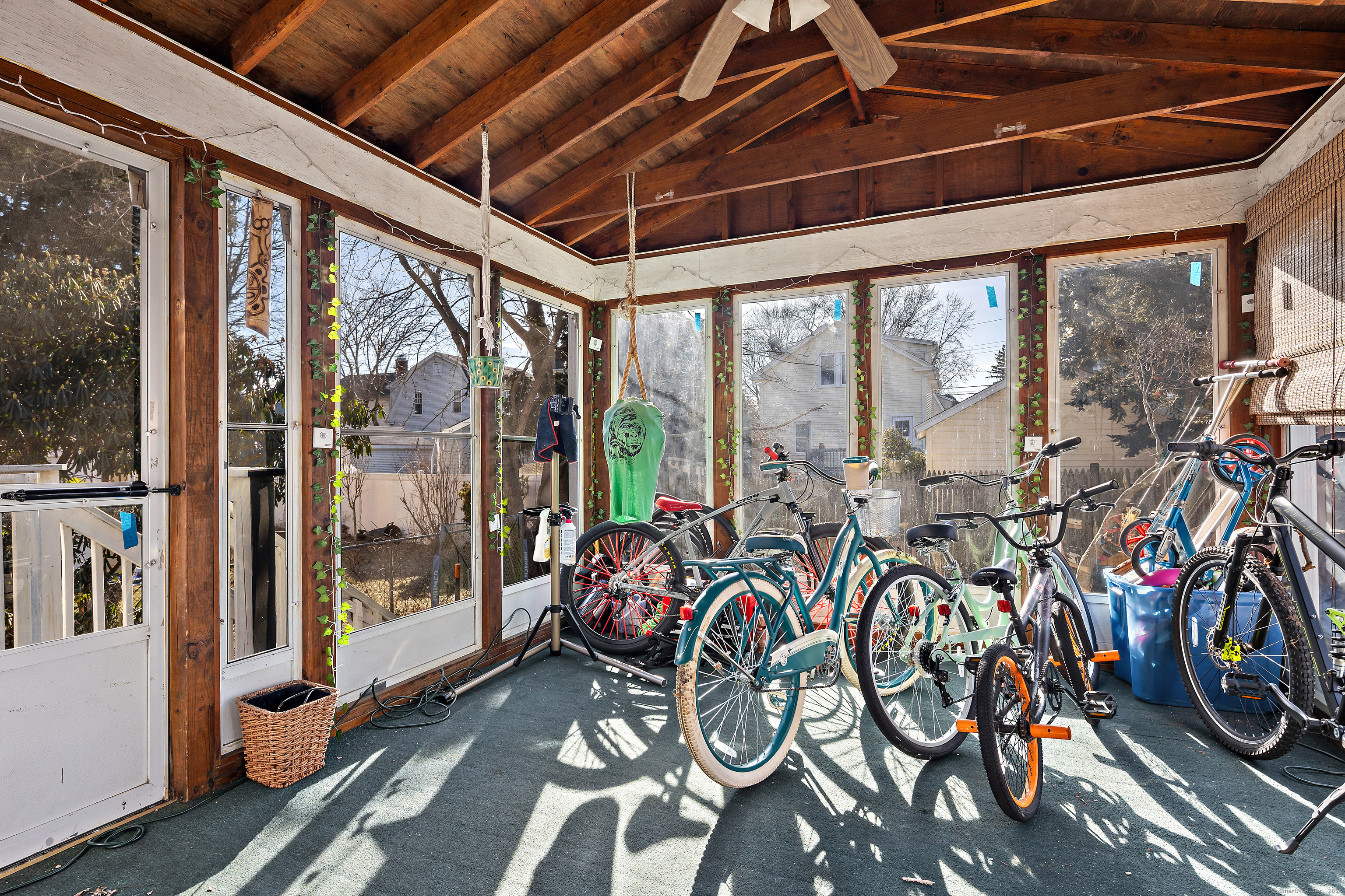 102 Hawthorne Avenue