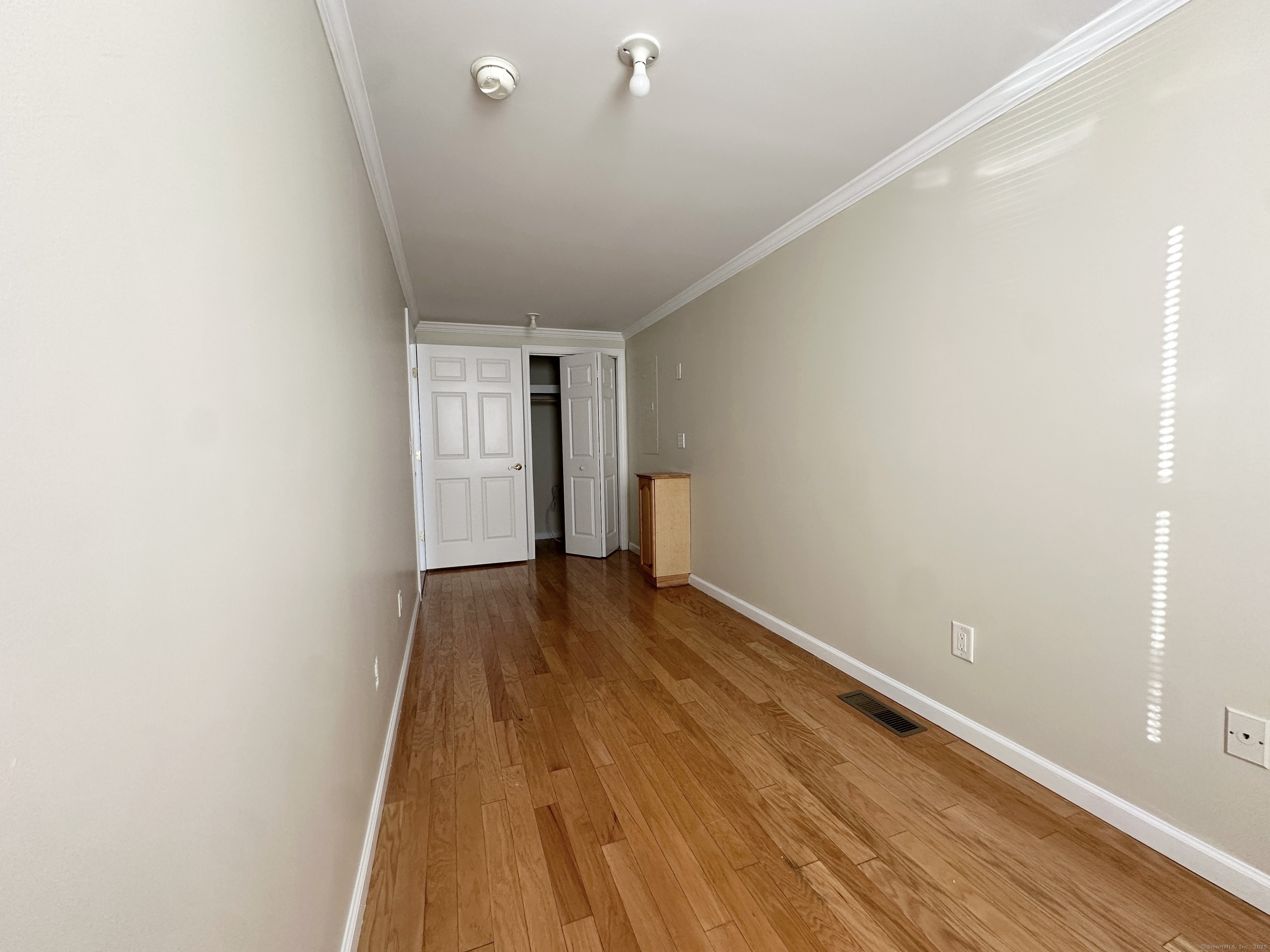 1112 Whalley Avenue 1