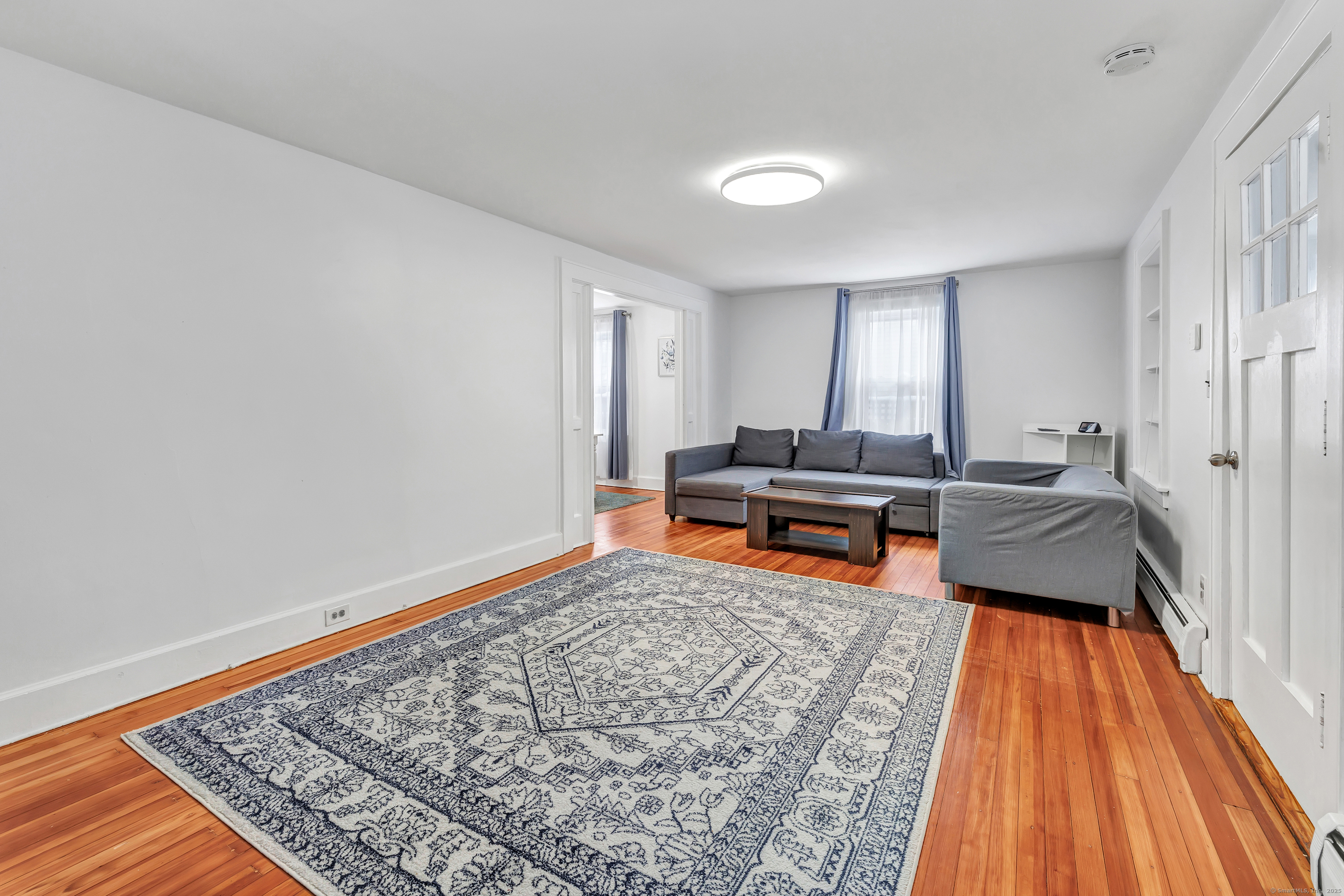 6 Richards Avenue