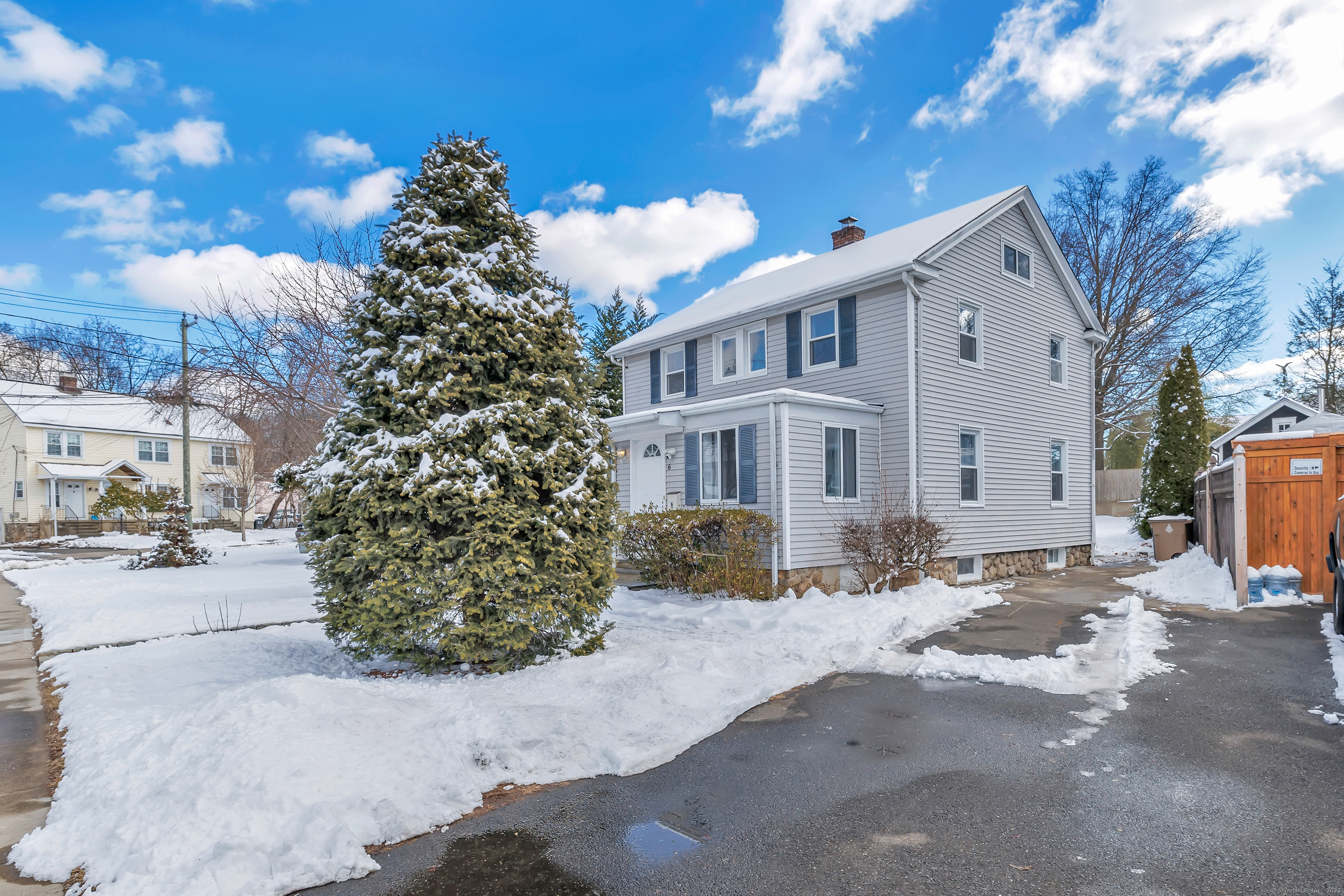 6 Richards Avenue