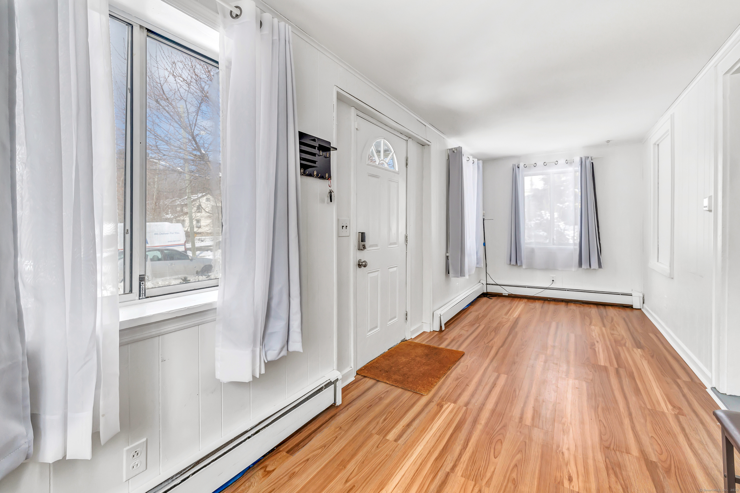 6 Richards Avenue
