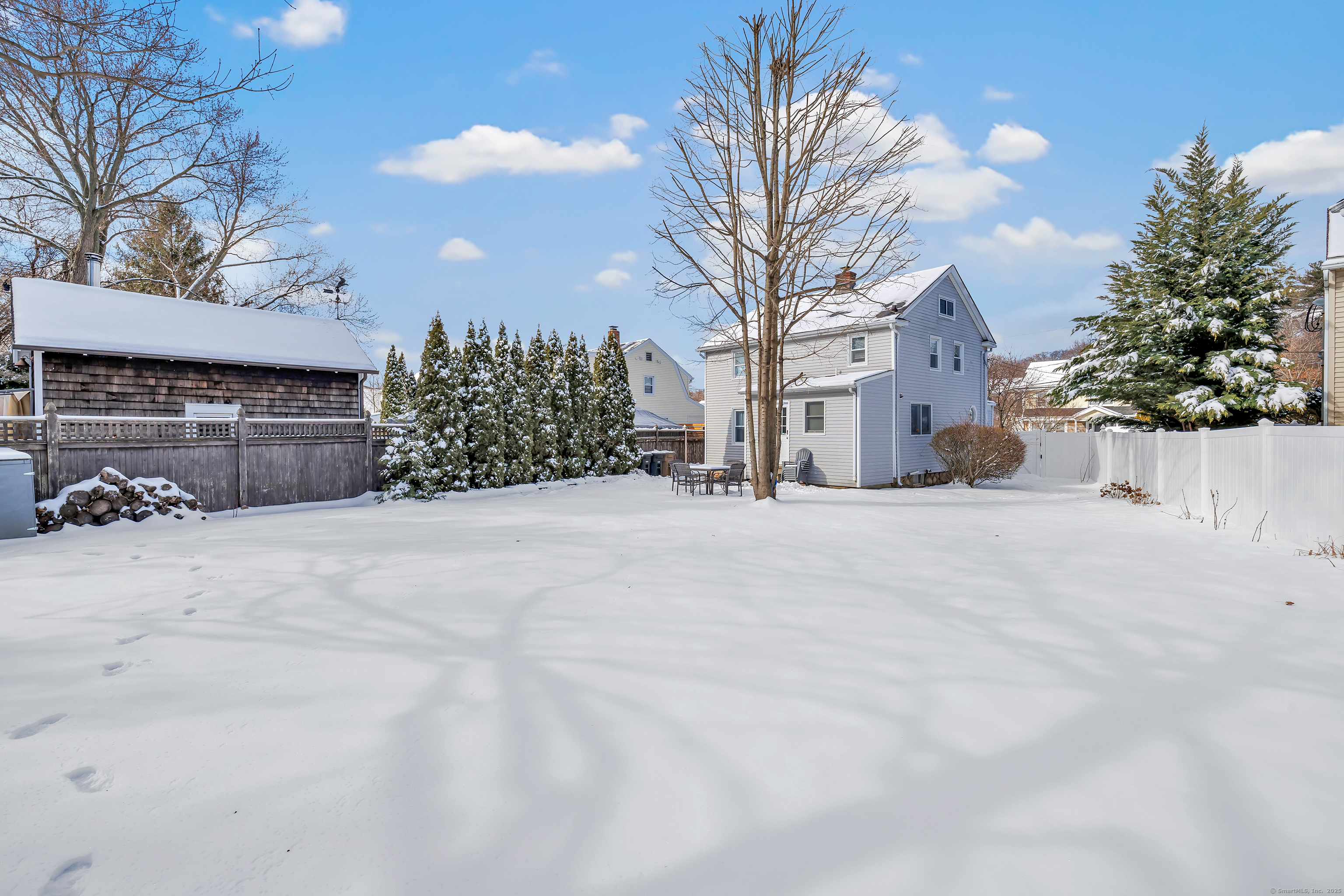 6 Richards Avenue