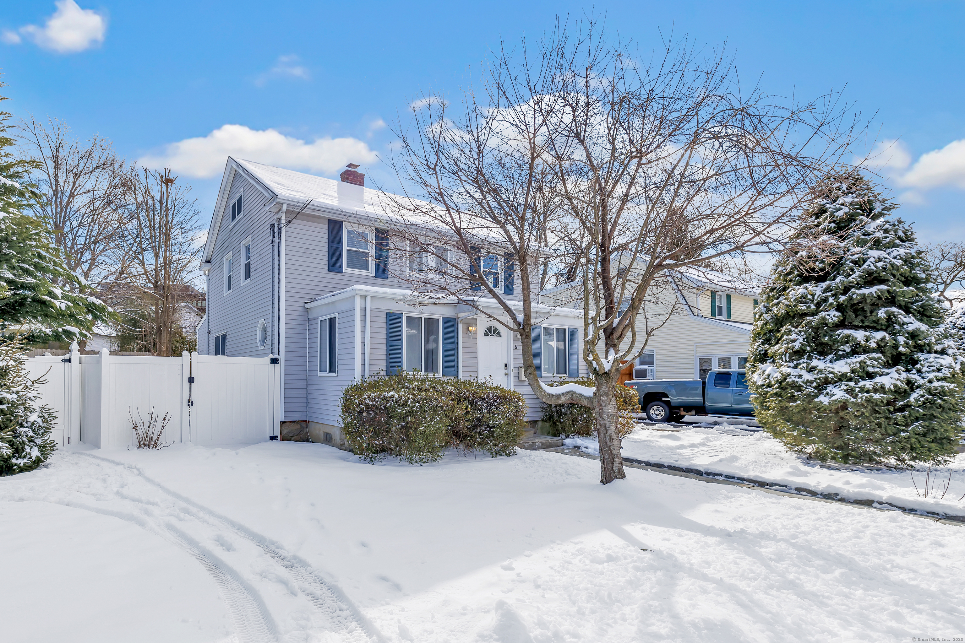 6 Richards Avenue