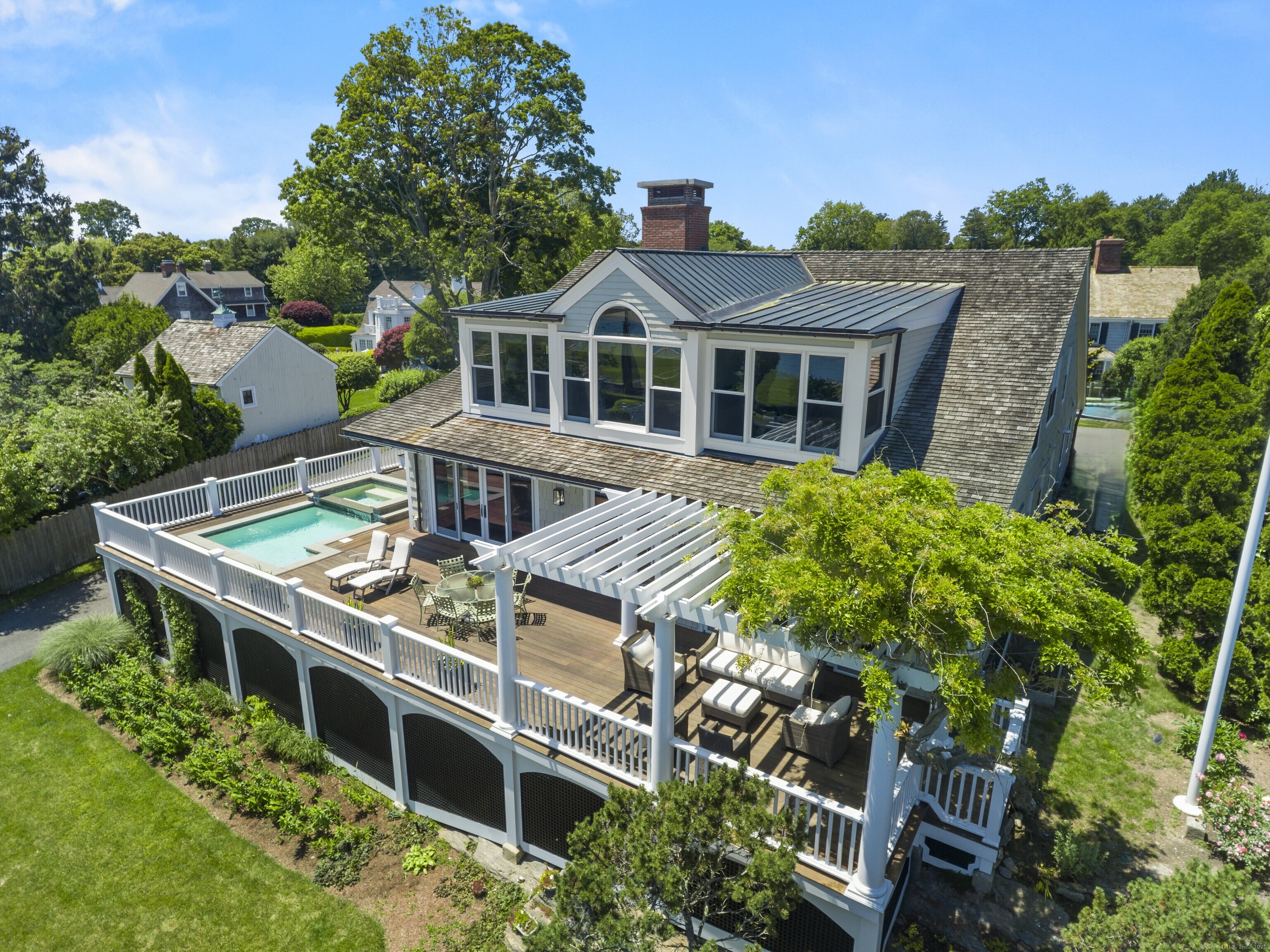 1060 Harbor Road
